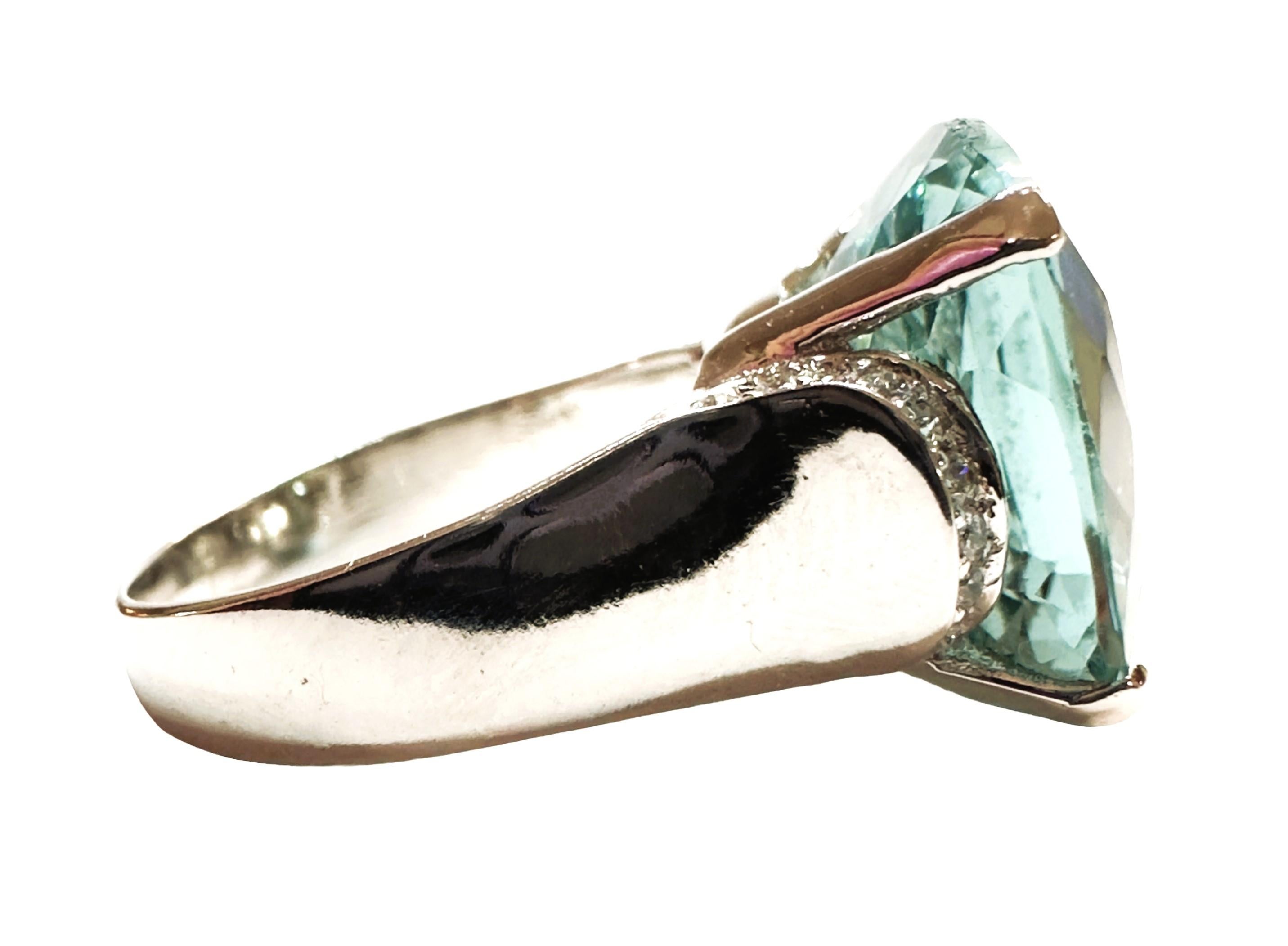 New Santa Maria 9.0 Ct Aquamarine & White Sapphire Sterling Ring  In New Condition In Eagan, MN