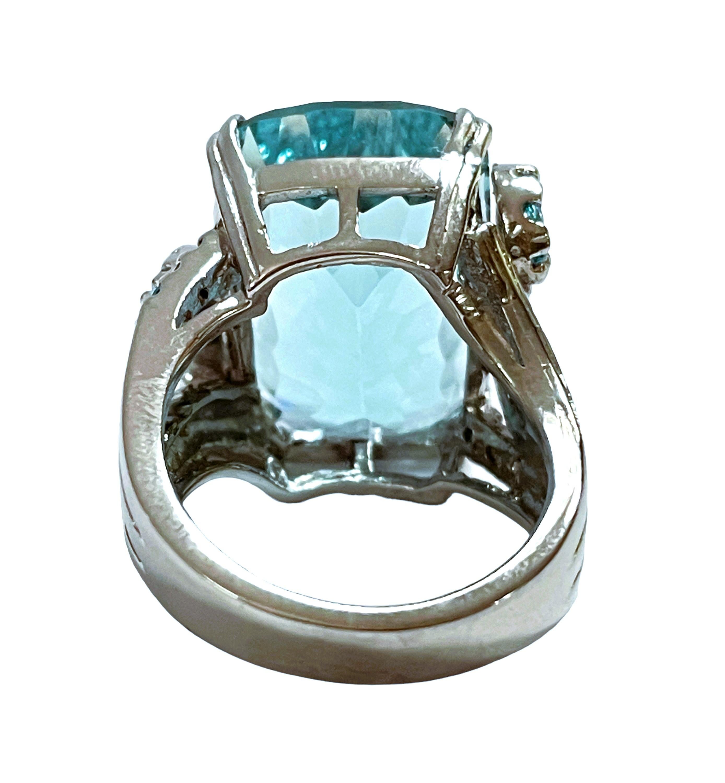 Art Deco New Santa Maria IF 19.10 Carat Concave Aquamarine & Sapphire Sterling Ring