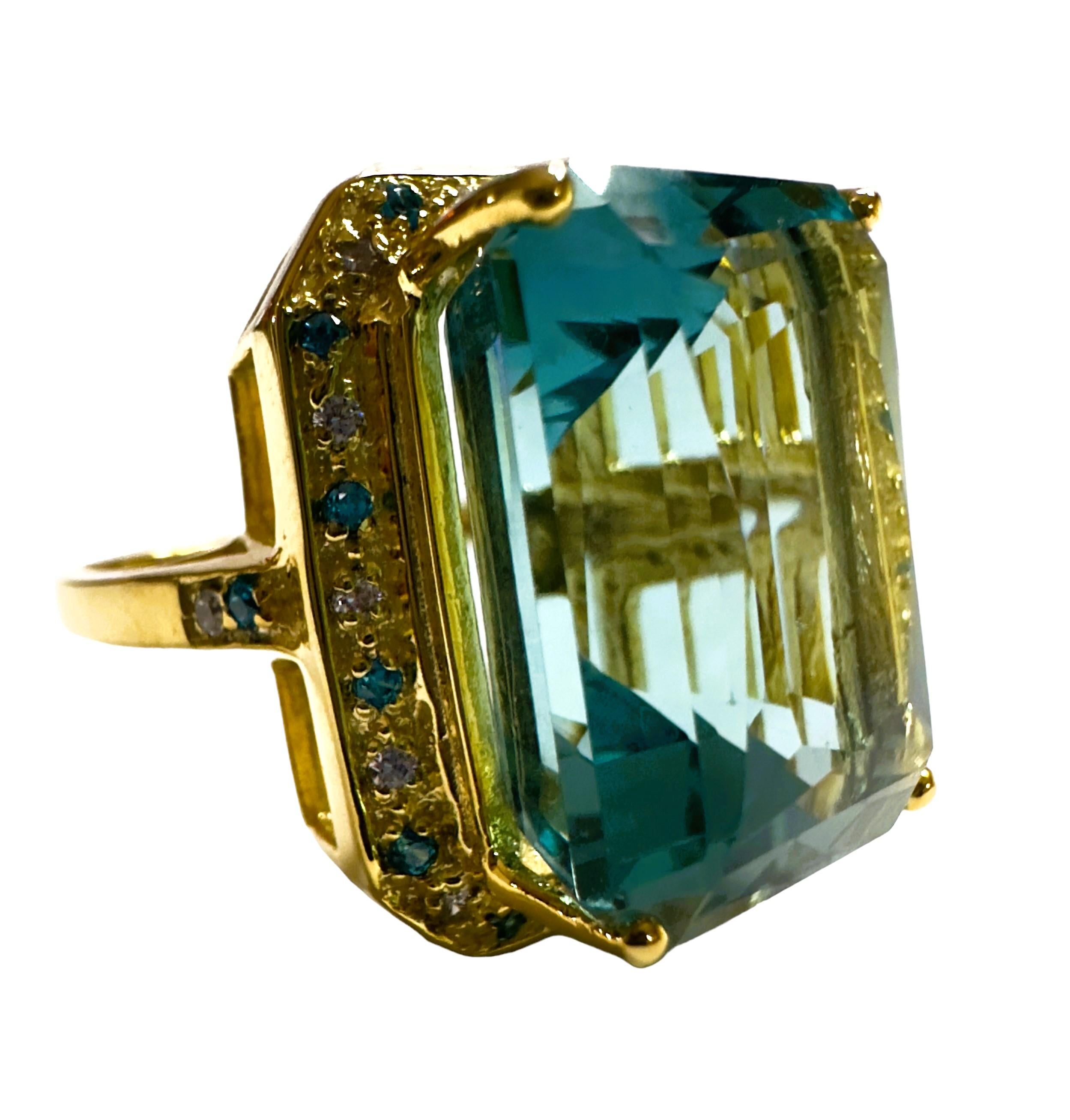 New Santa Maria IF 25 Ct Aquamarine & Paraiba Blue YGold Plated Sterling Ring  In New Condition In Eagan, MN