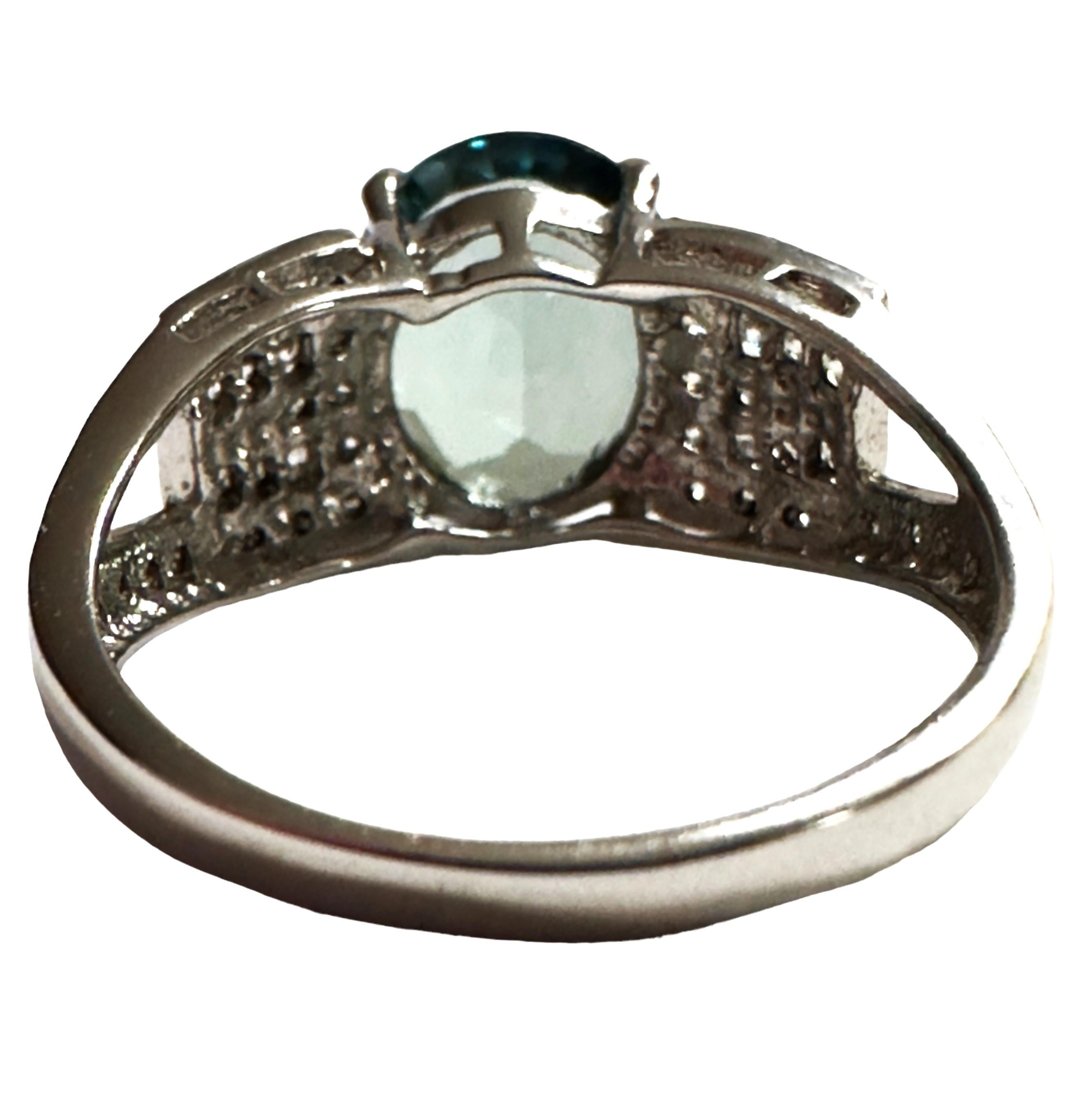 Taille ovale New Santa Maria IF 3.50 Ct Aquamarine & White Sapphire Sterling Ring 