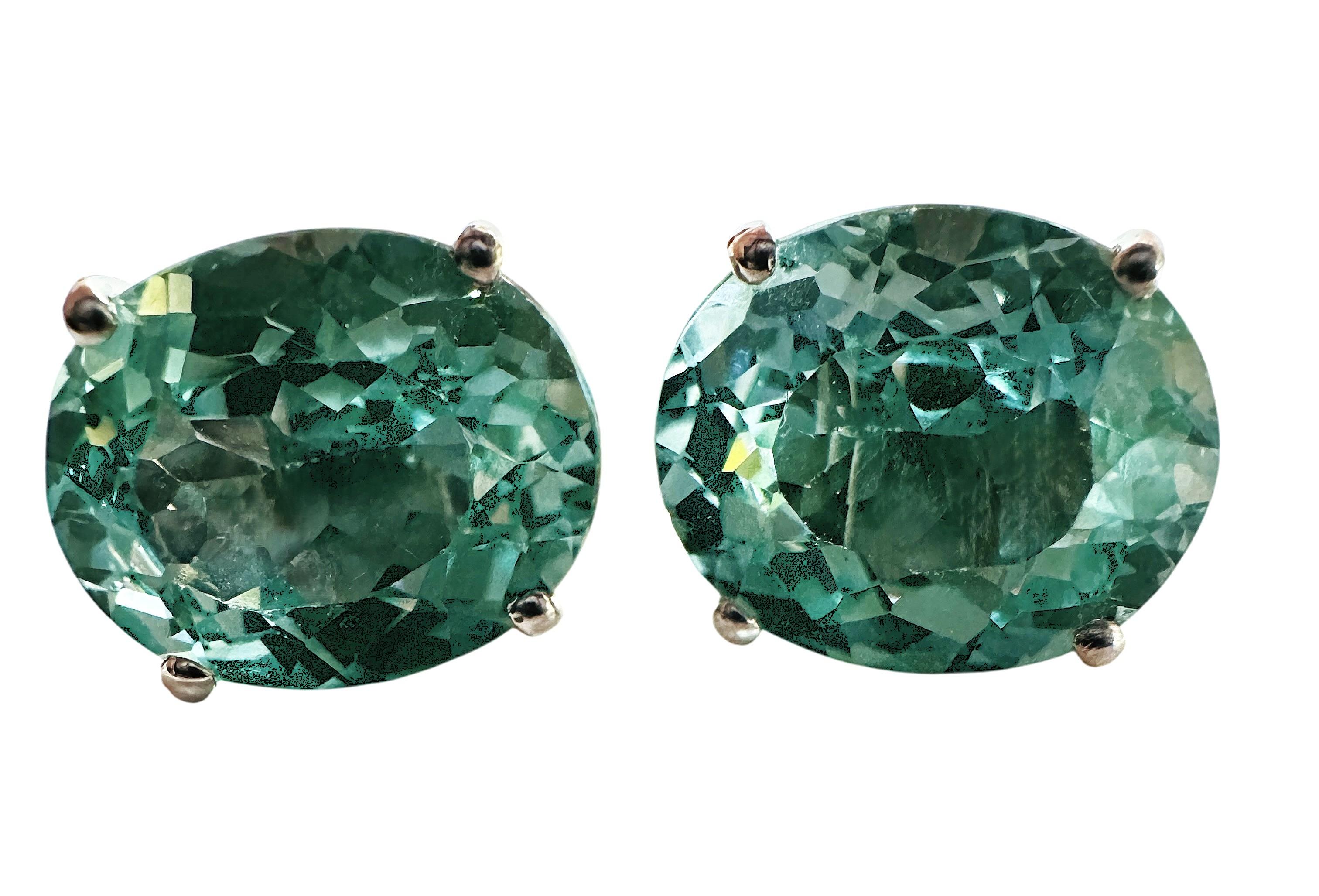 New Santa Maria Vibrant Aquamarine 12.30 Ct Sterling Silver Post Earrings In New Condition In Eagan, MN
