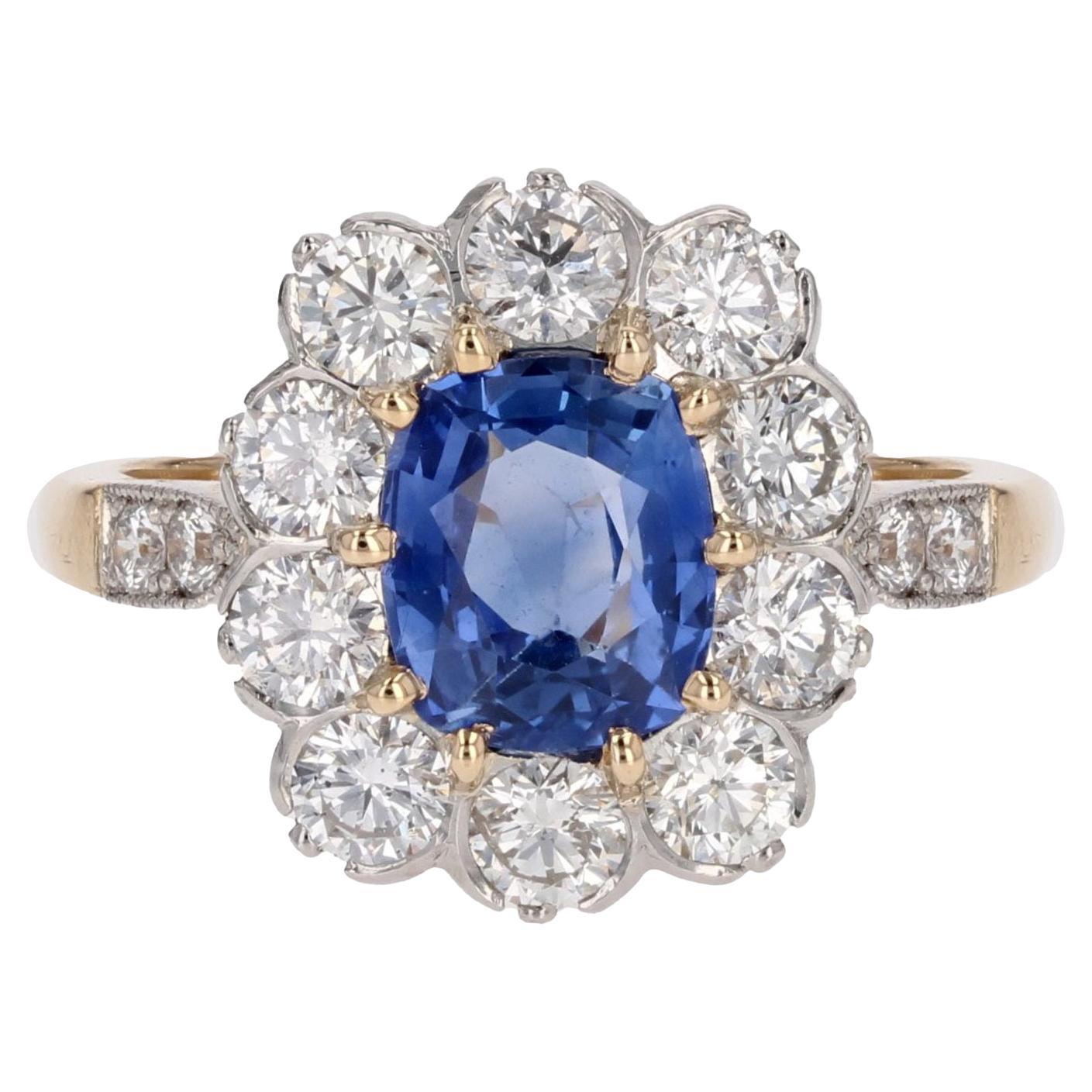New Sapphire Diamonds Platinum 18 Karat Yellow Gold Engagement Cluster Ring For Sale