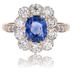 New Sapphire Diamonds Platinum 18 Karat Yellow Gold Engagement Cluster Ring