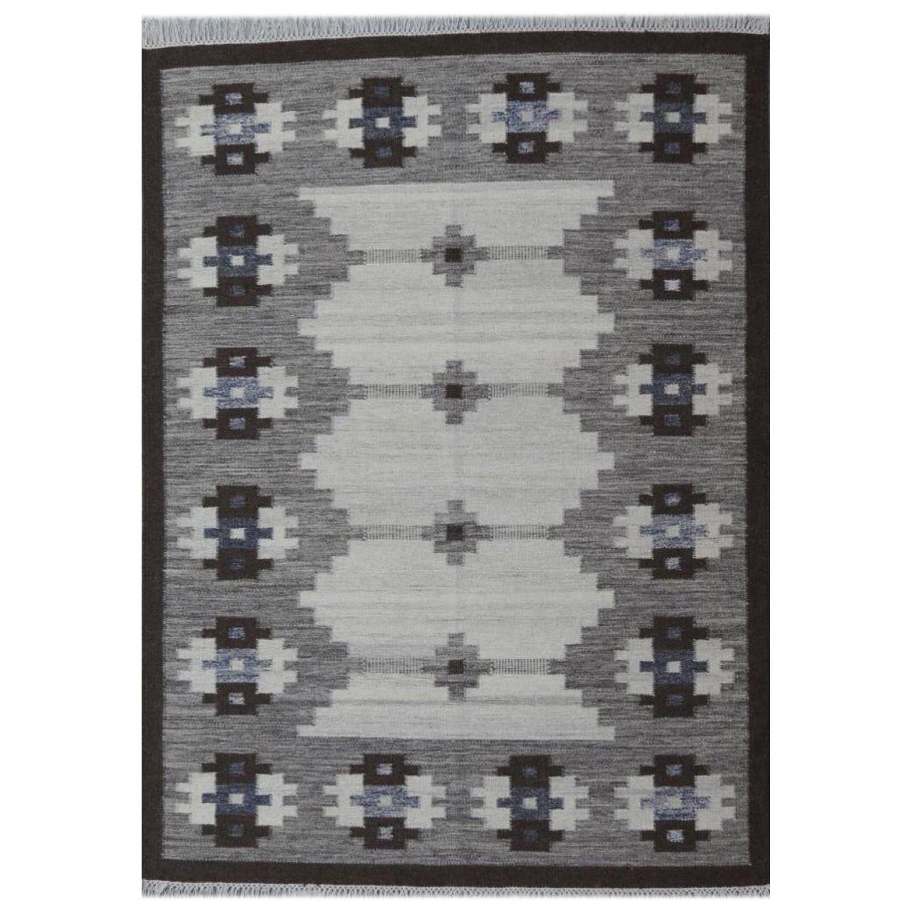 New Scandinavian Design Handwoven Flat Rug Kilim size: 6ft 6in x 9ft 10in For Sale