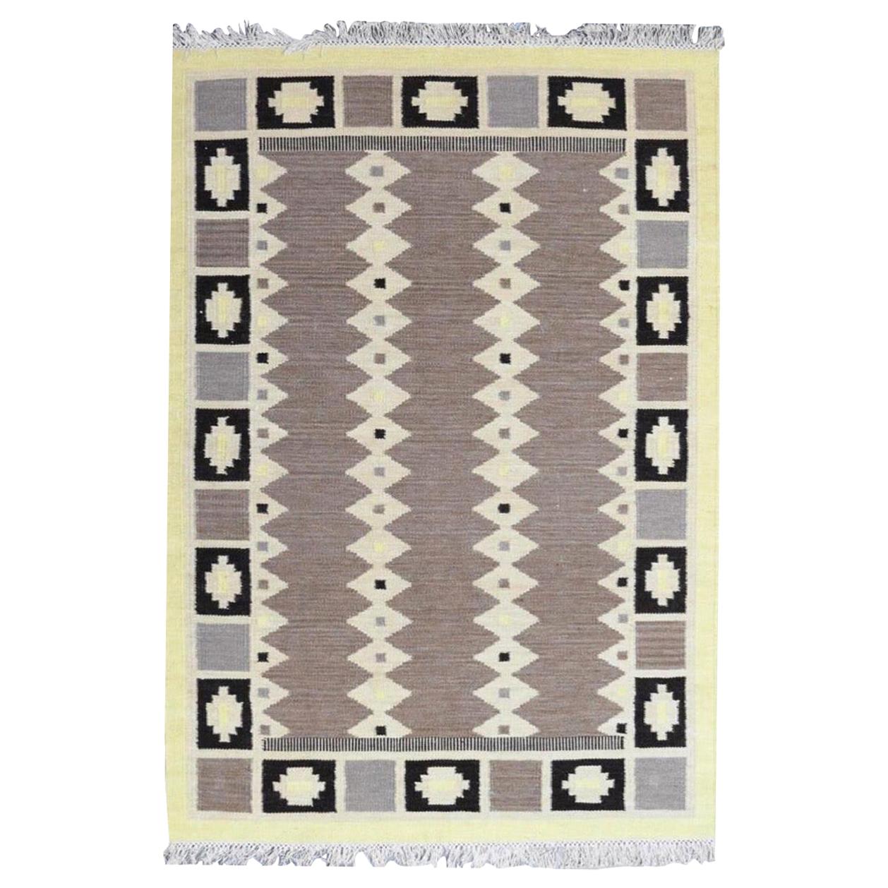 Tapis Kilim plat tissé à la main au design scandinave, Neuf