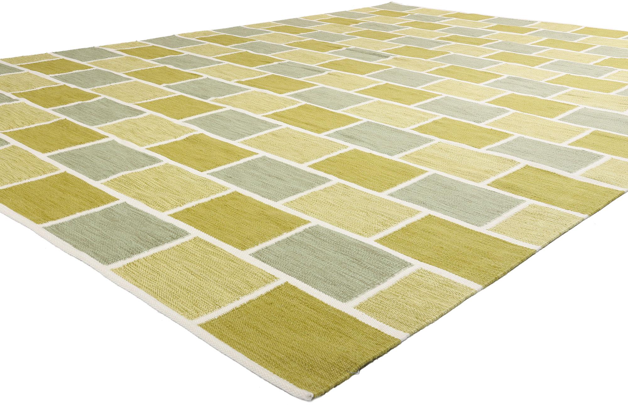 31341 New Scandinavian Modern Scandinavian Inspired Kilim Rug, 10'01 x 13'10. Questo tappeto kilim indiano di ispirazione svedese, tessuto a mano in lana, offre una reinterpretazione serena ed equilibrata del design Modern/One scandinavo,