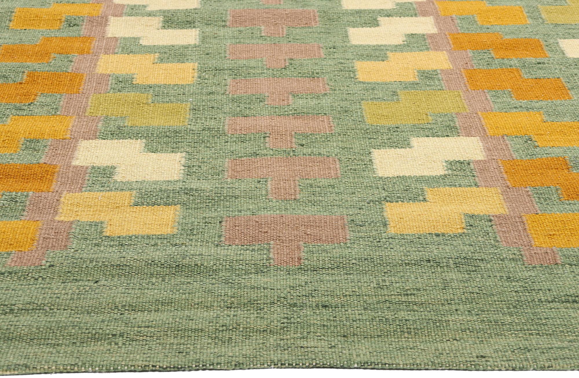 Indian New Scandinavian Green Swedish Inspired Röllakan, Grön Dvärgbjörk For Sale
