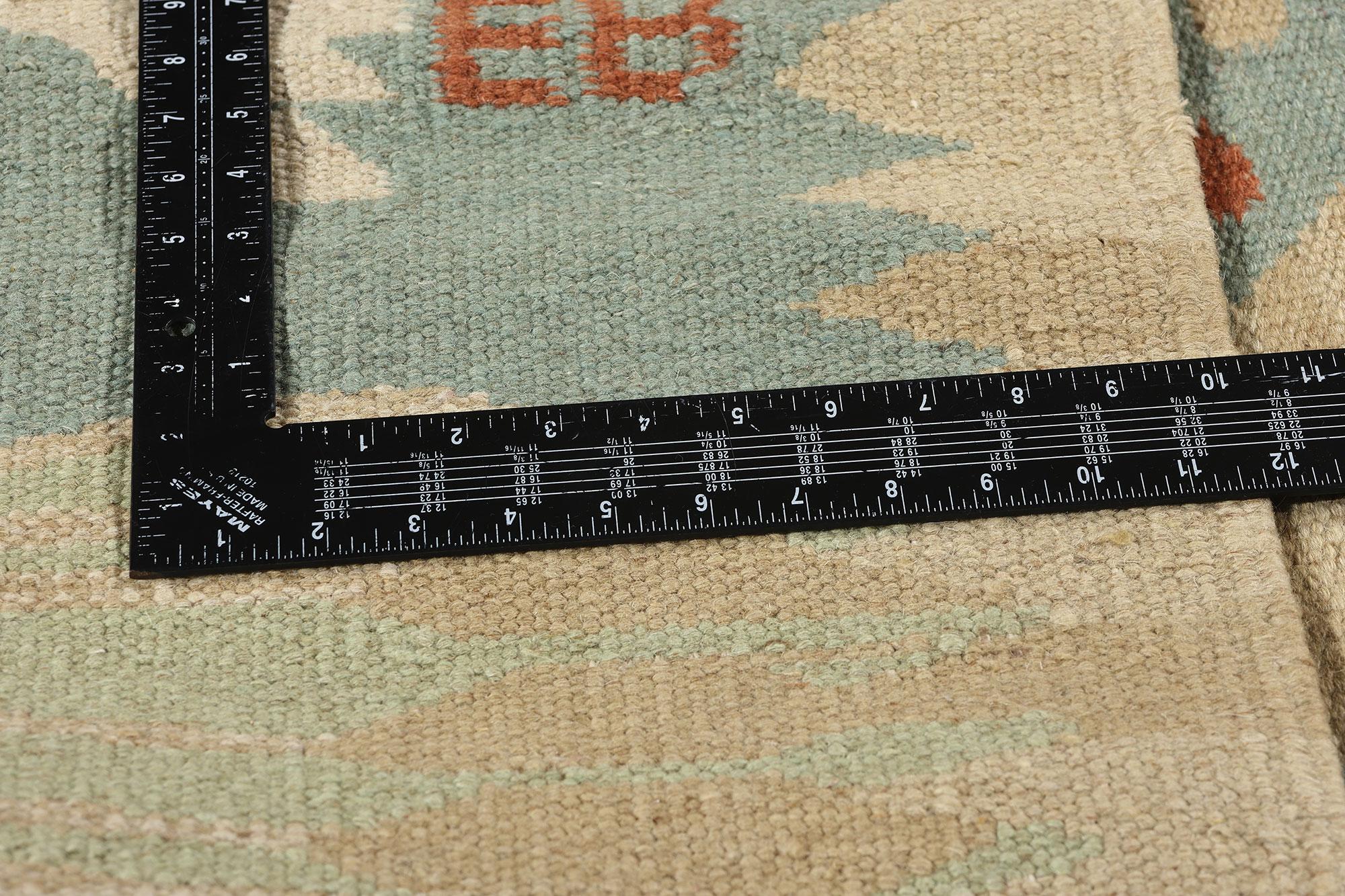The Modern Scandinavian, ispirato al Kilim Röllakan di ispirazione svedese, 10'03 x 09'10 In condizioni Nuovo in vendita a Dallas, TX