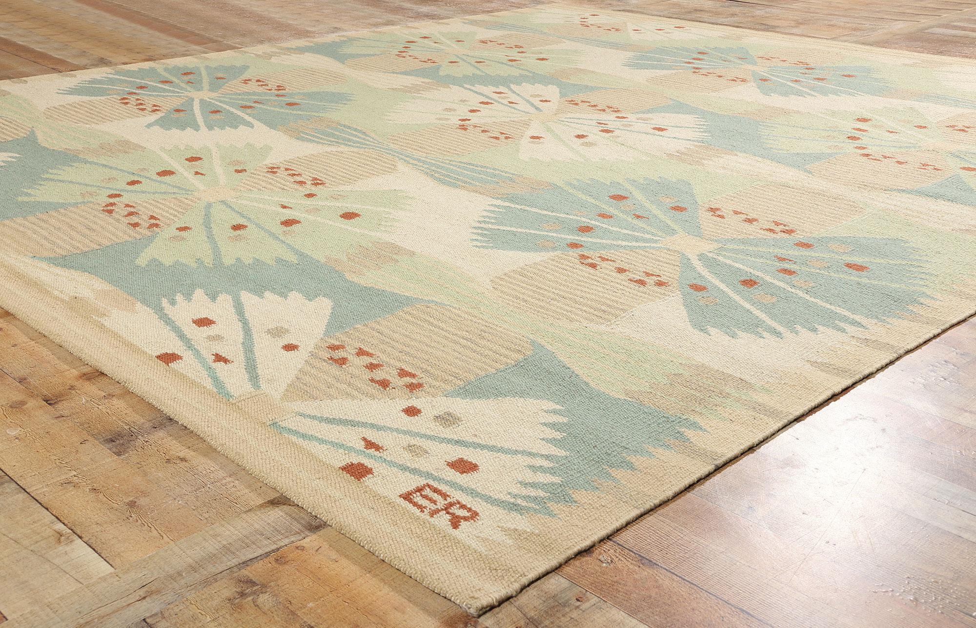 Lana New Scandinavian Swedish Inspired Kilim Röllakan, 10'04 x 11'06 in vendita