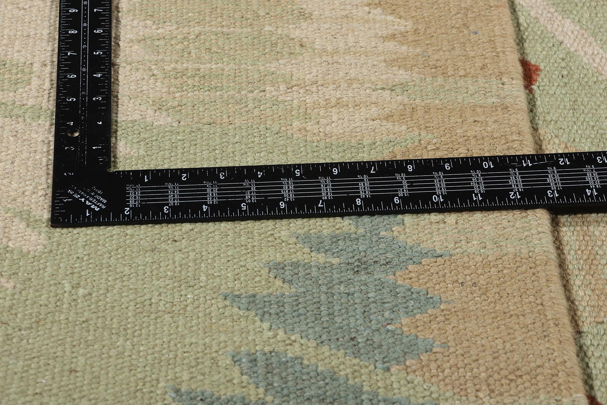 New Scandinavian Modern Style Kilim Röllakan di ispirazione svedese, 11'05 x 12'02 In condizioni Nuovo in vendita a Dallas, TX