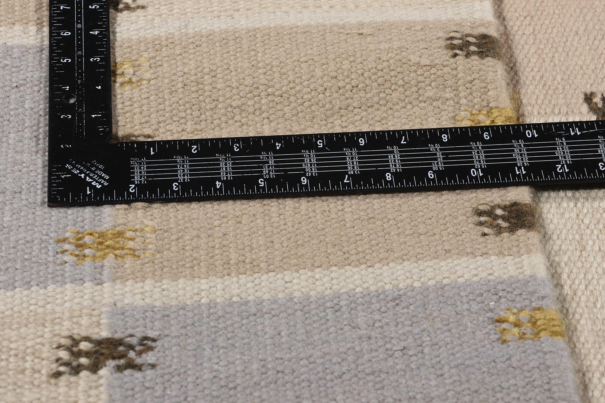 New Scandinavian Swedish Inspired Kilim Röllakan, 11'09 x 13'07 In New Condition For Sale In Dallas, TX