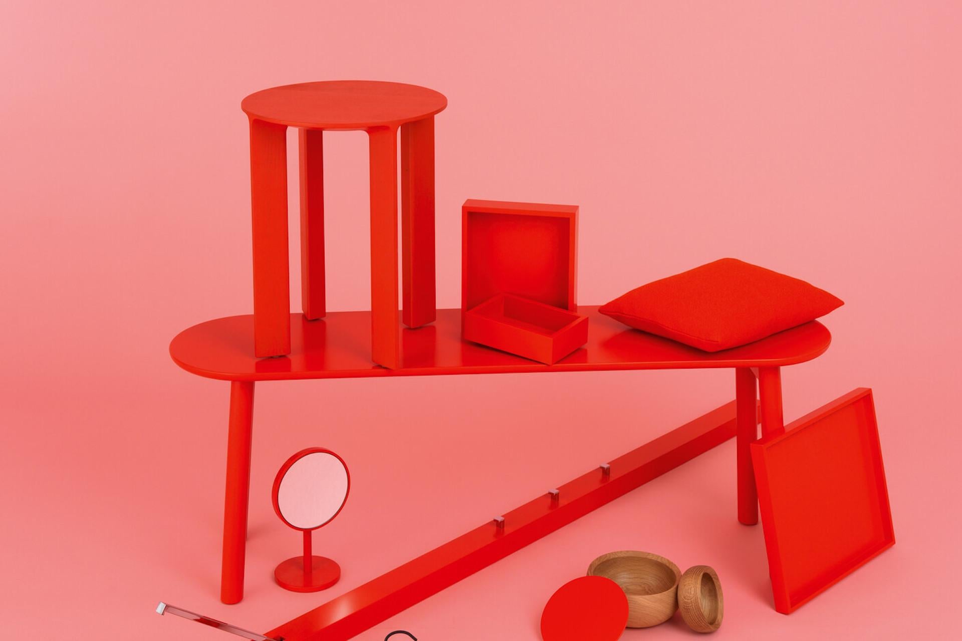 NEW Schonbuch Coral Box S Tally
TALLY is a versatile tray and comes in a choice of interesting lacquer colours and three different sizes. Alone or in a group, side by side or one inside the other, TALLY offers inspiration for creative arrangements