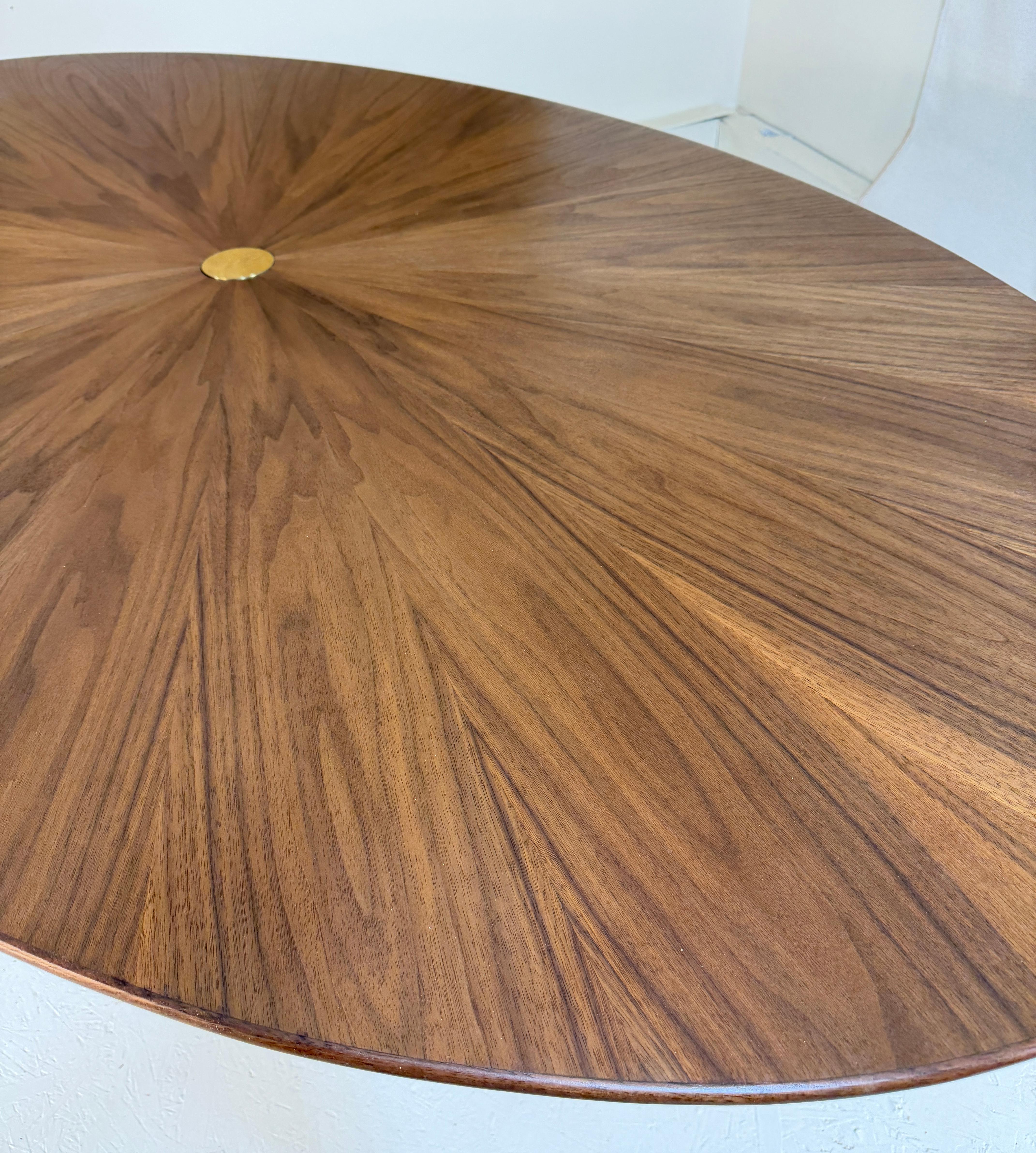 Contemporary New Series Dining Table in Walnut Oval and Round For Sale