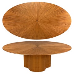 Table de salle à manger New Series en noyer ovale et rond