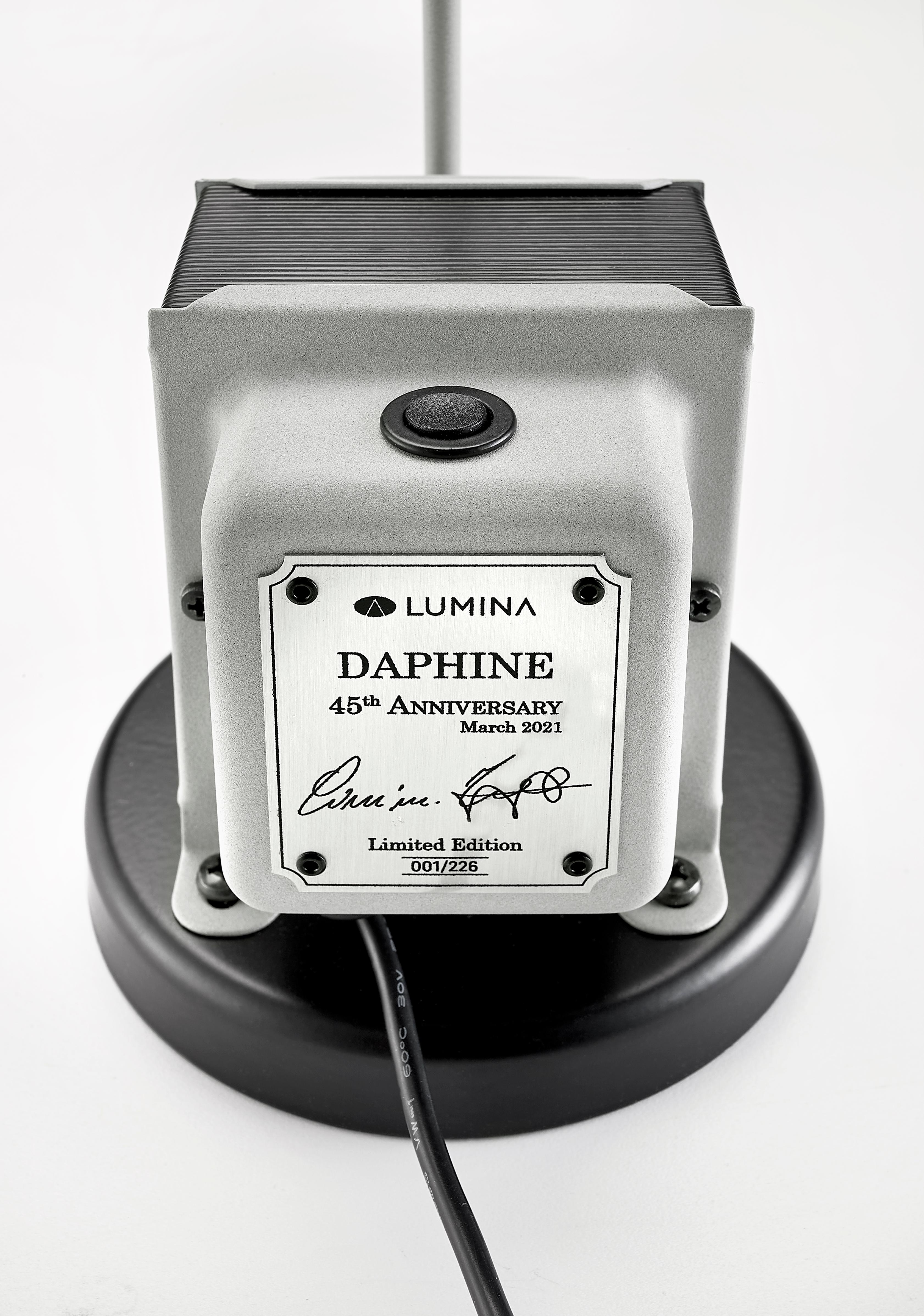 italien NOUVEAU set de deux Lumina en édition limitée  Lampes de table LED Daphine de Tommaso Cimini en vente