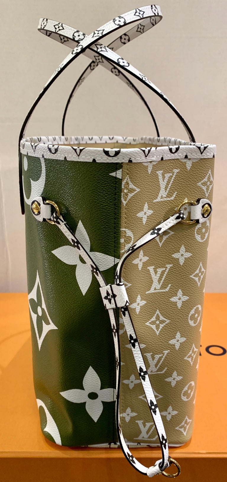 New Sold Out Louis Vuitton NEVERFULL MM Khaki/Beige Ladies Tote Bag Summer 2019 at 1stdibs