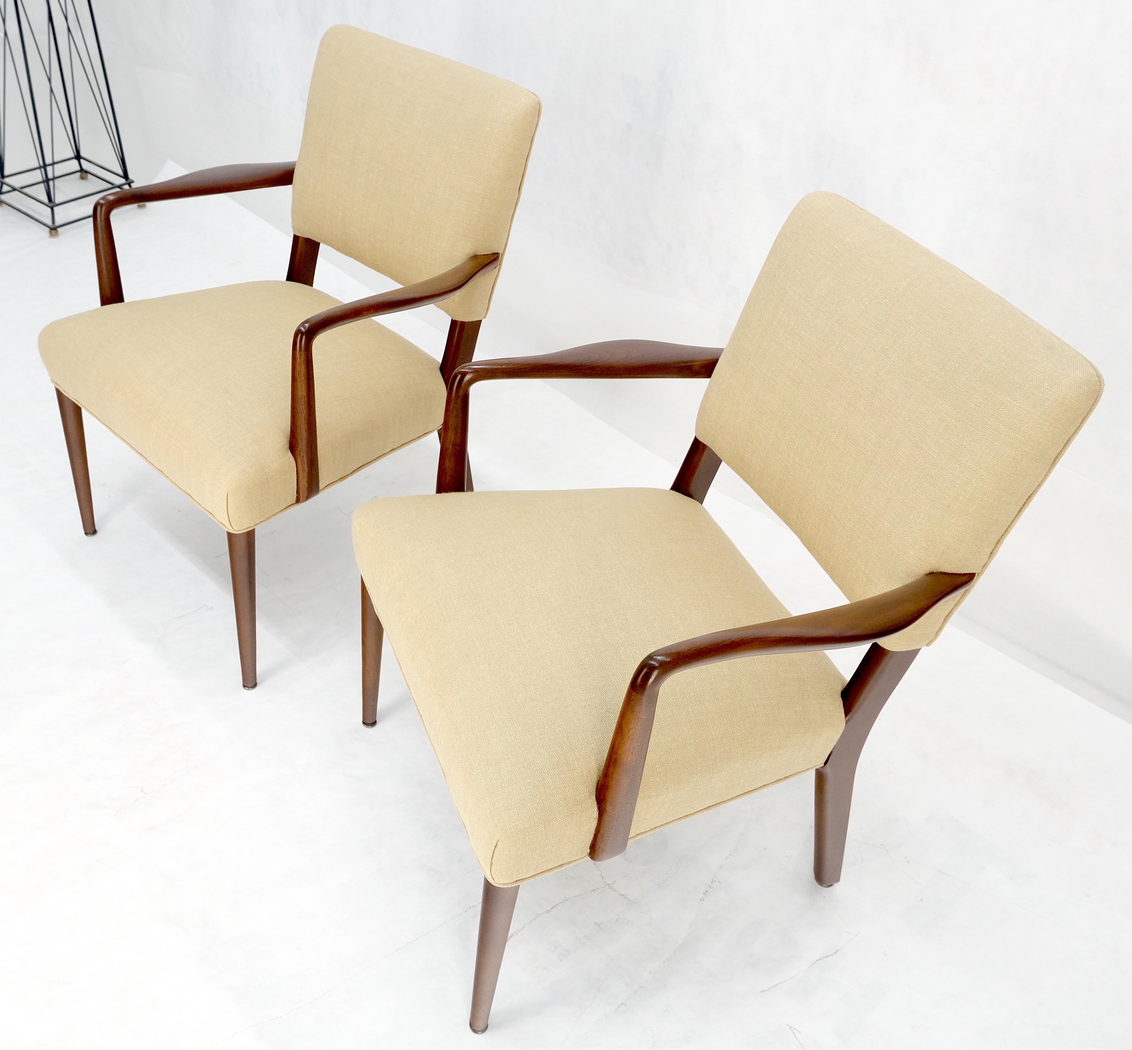 New Solid Linen Upholstery Walnut c1960s Arm Chairs Risom Style Restored MINT en vente 3