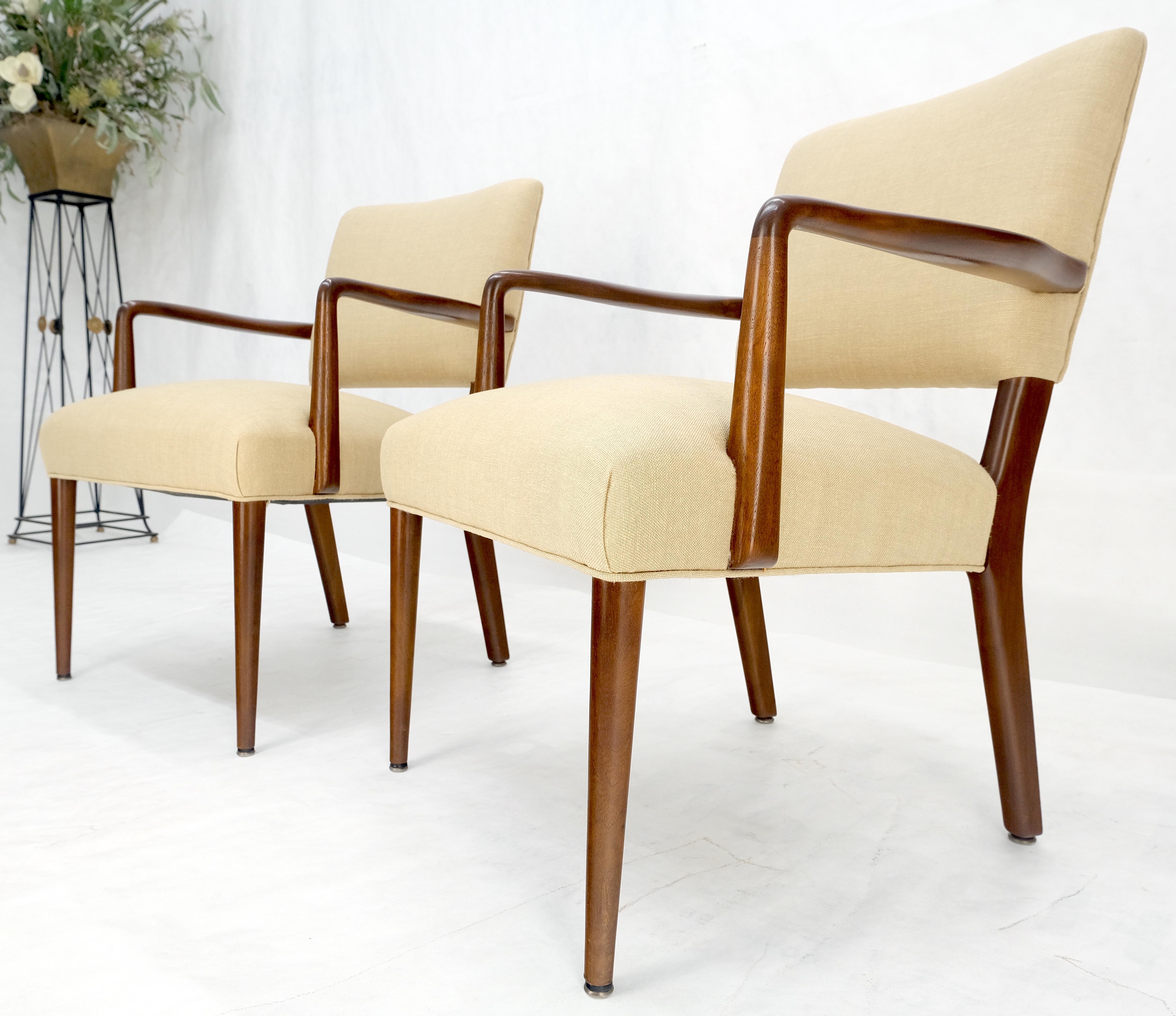 New Solid Linen Upholstery Walnut c1960s Arm Chairs Risom Style Restored MINT en vente 4