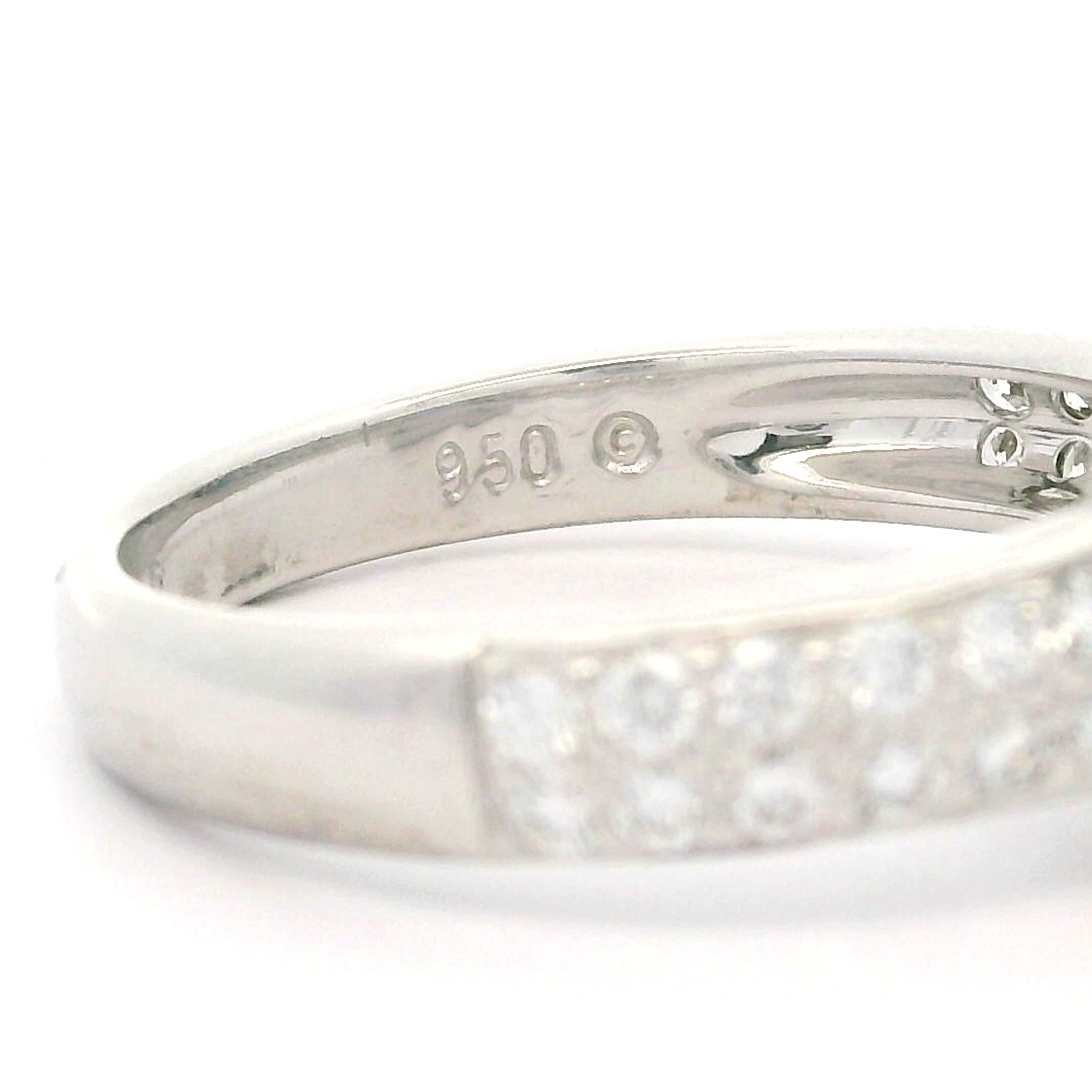 New Solid Platinum 0.80ctw Square Sapphire w/ Diamond Halo Geometric Ring For Sale 6