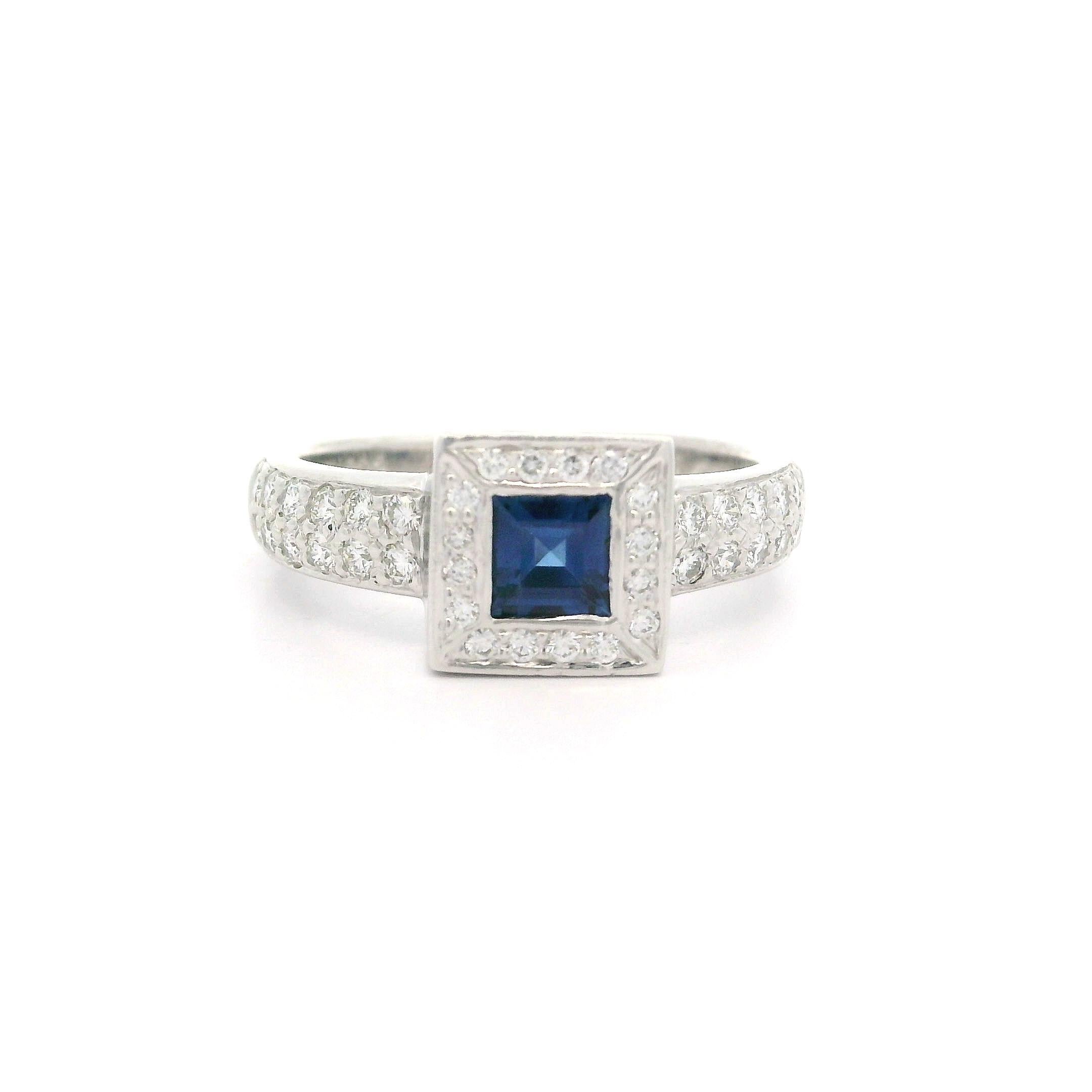 New Solid Platinum 0.80ctw Square Sapphire w/ Diamond Halo Geometric Ring For Sale 8