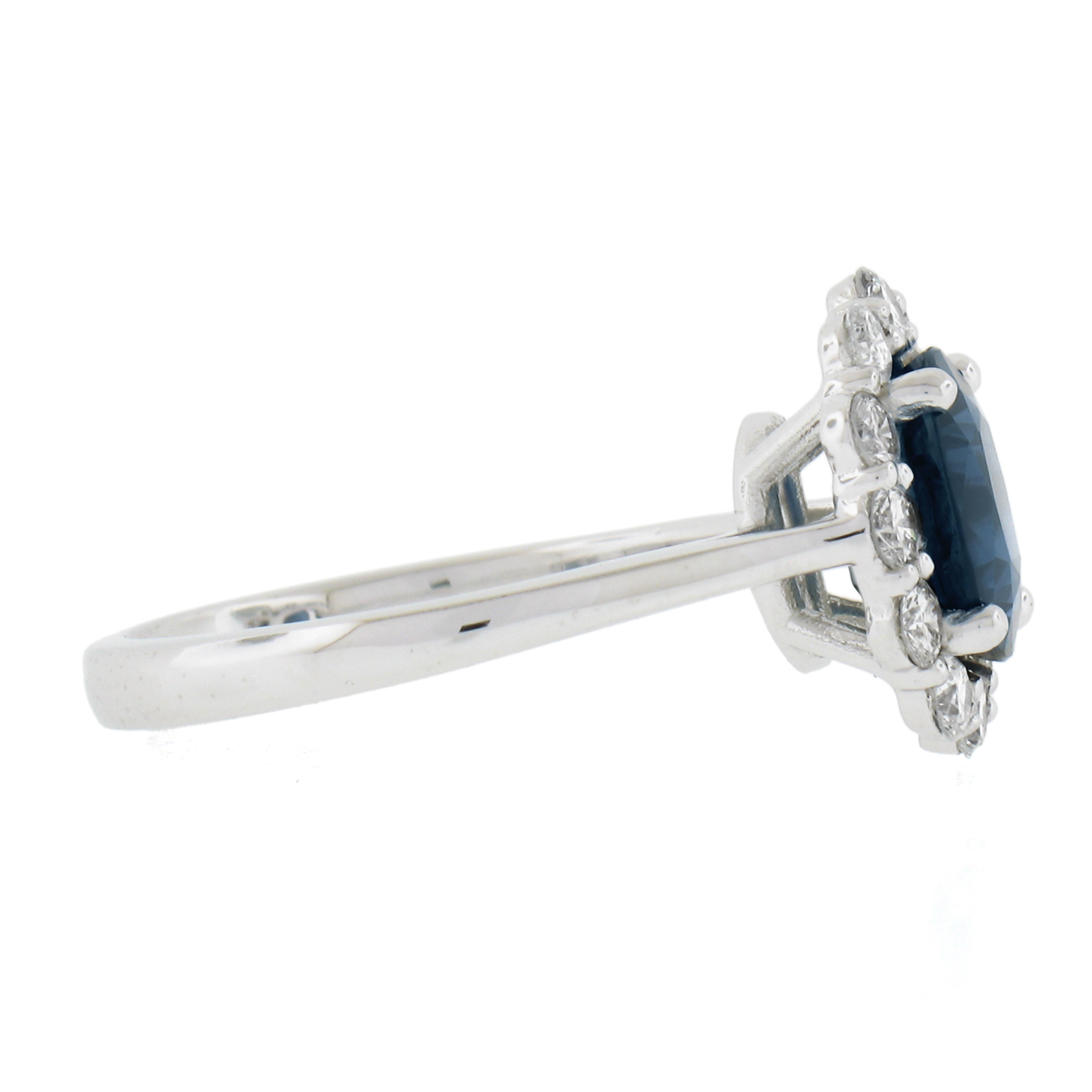 Neue solide Platin 3.25ctw GIA Oval Blauer Saphir & Runde Diamant Halo Ring für Damen oder Herren im Angebot