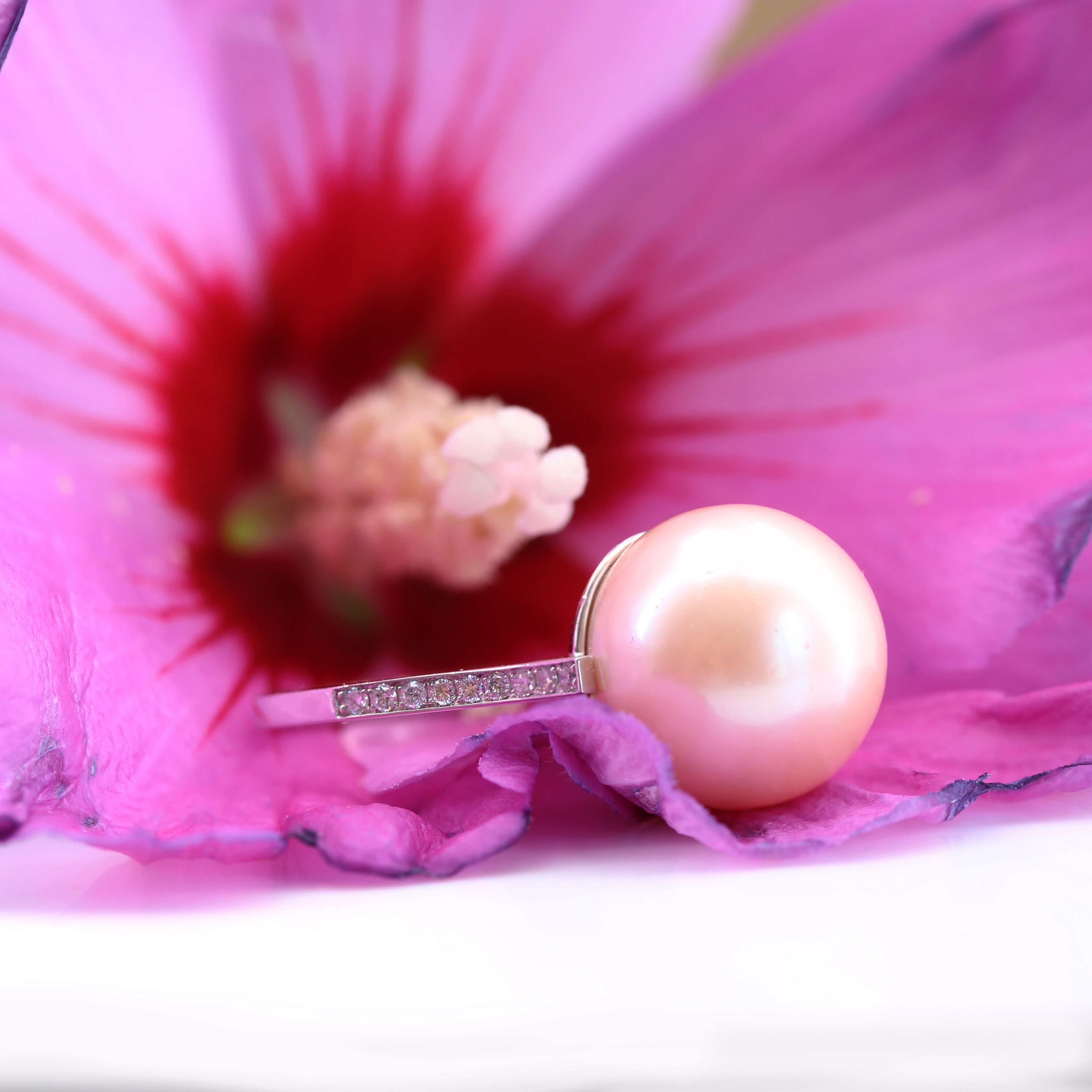 New South Sea Pink Cultured Pearl Diamond 18 Karat White Gold Ring In New Condition For Sale In Poitiers, FR