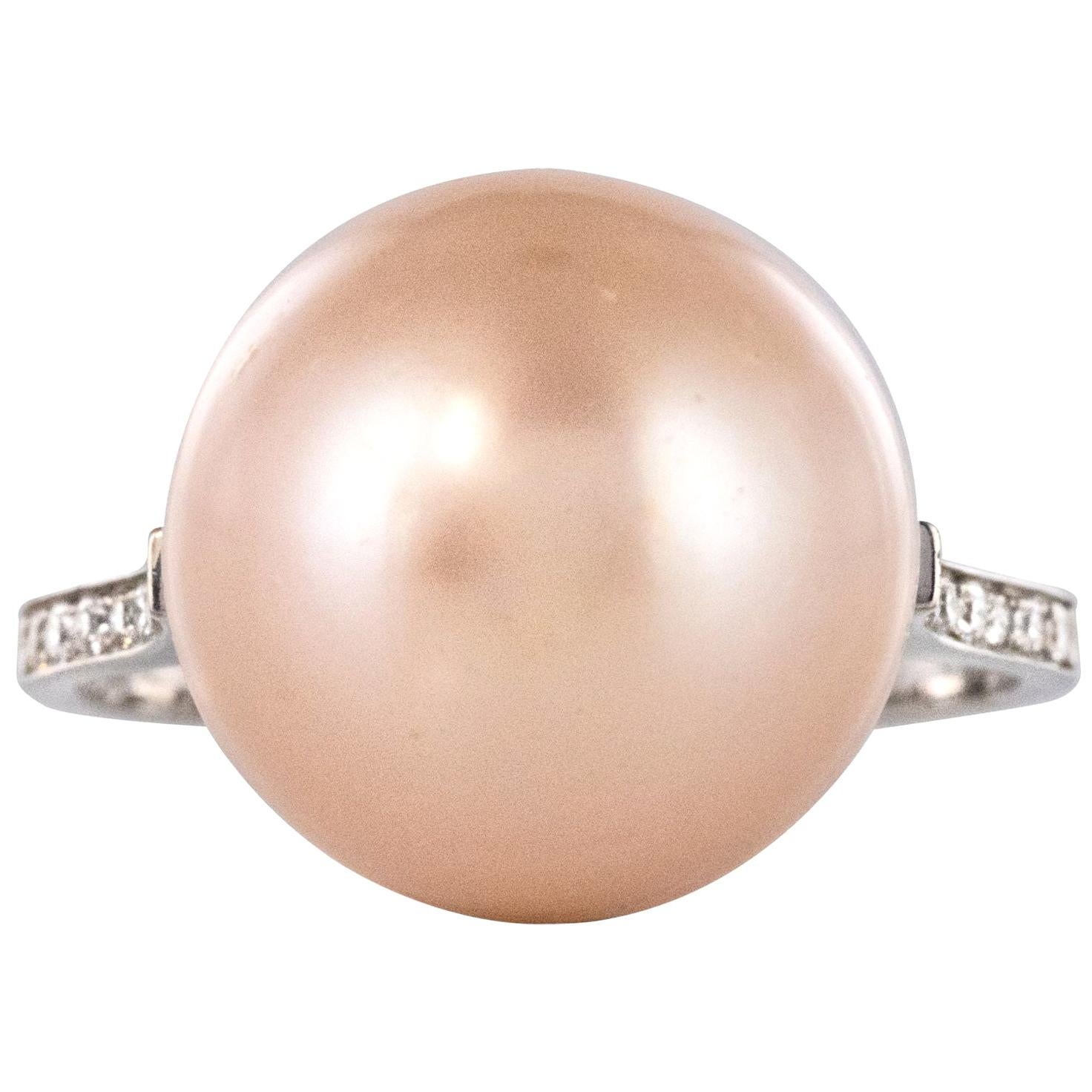 New South Sea Pink Cultured Pearl Diamond 18 Karat White Gold Ring For Sale