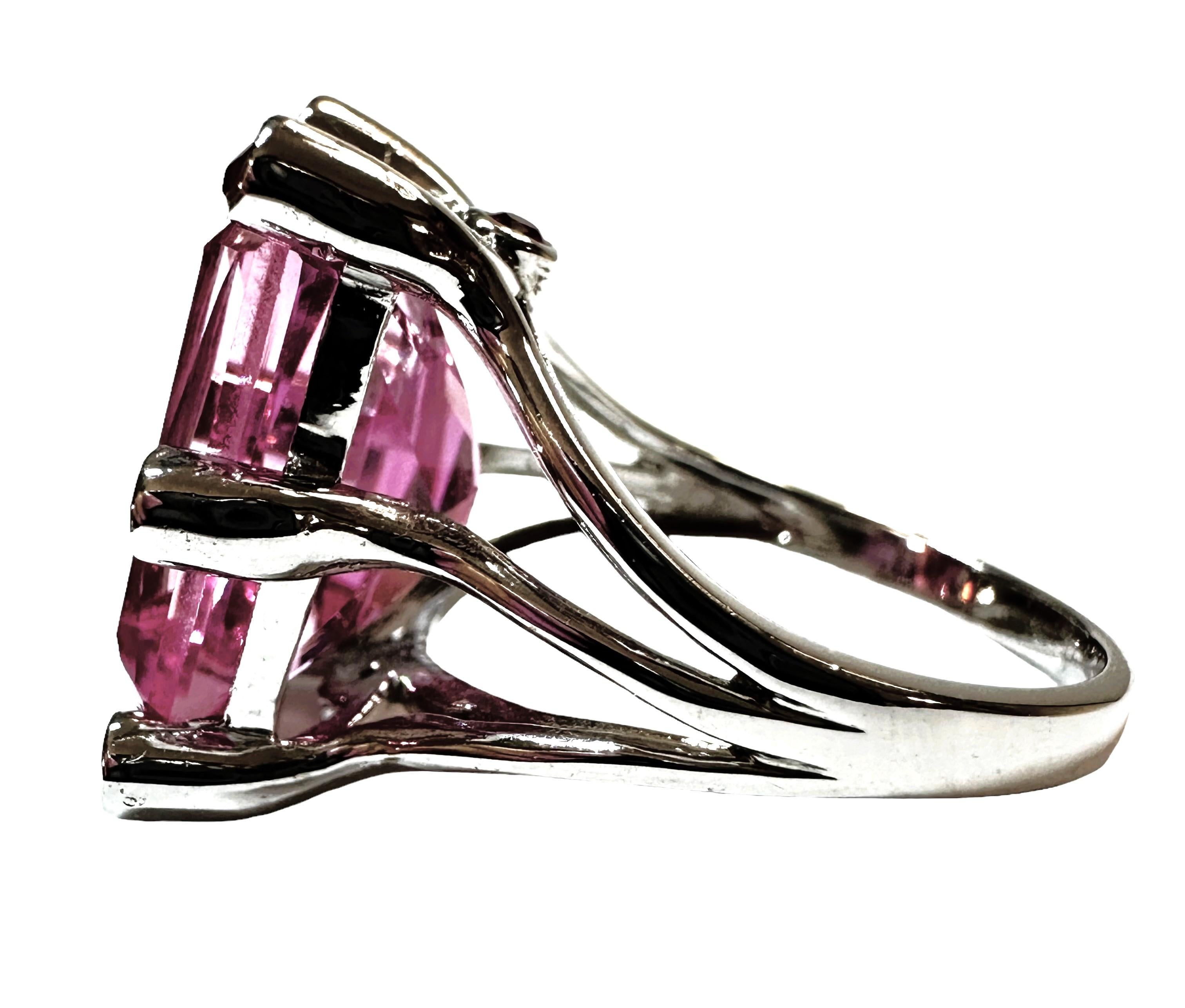 Art Deco New Sri Lanka 11 Carat Baby Pink & Dark Pink Sapphire Sterling Ring