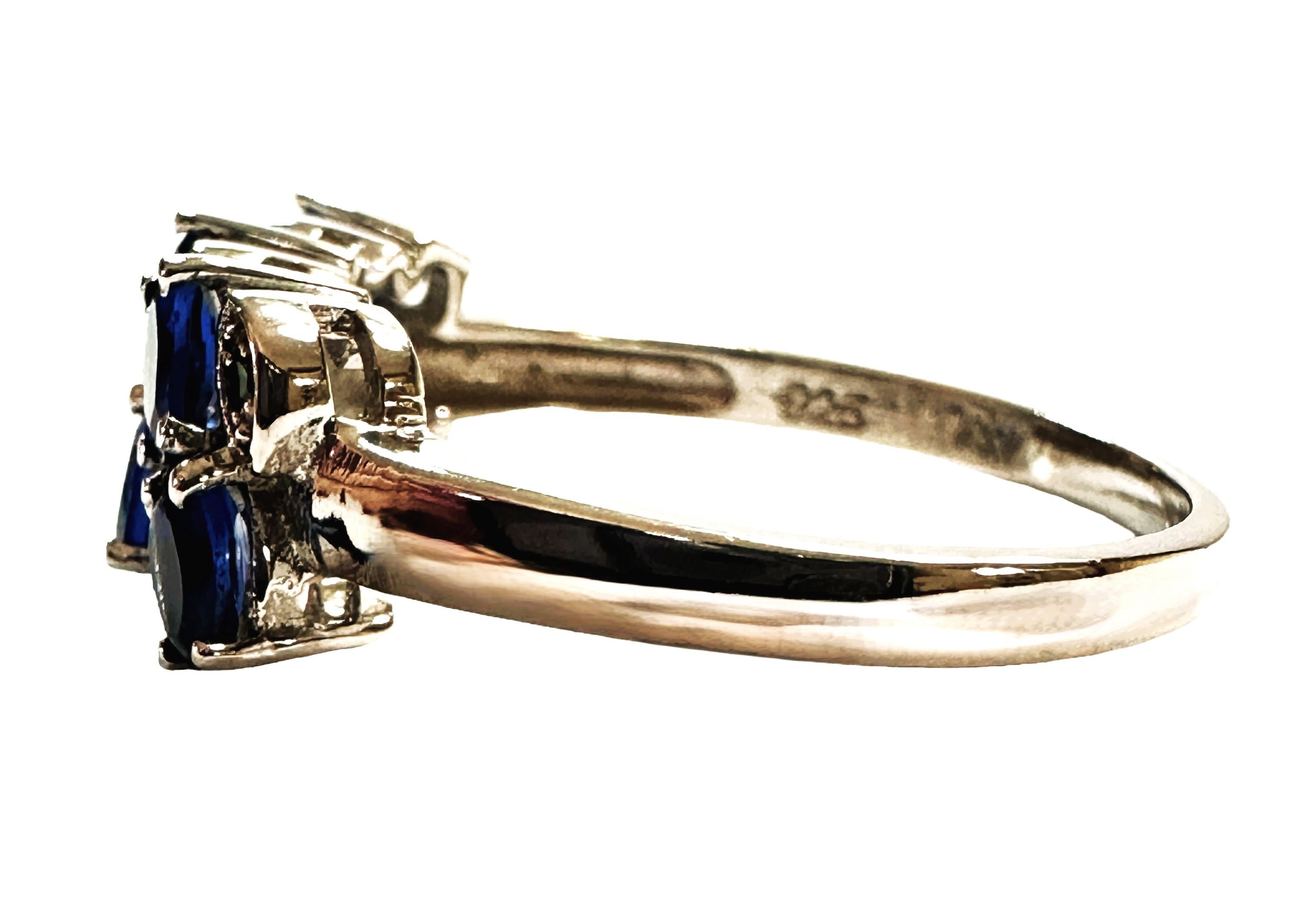 Art Déco Nuovo  Anello in argento con zaffiro blu reale e tsavorite da 1,50 carati dello Sri Lanka