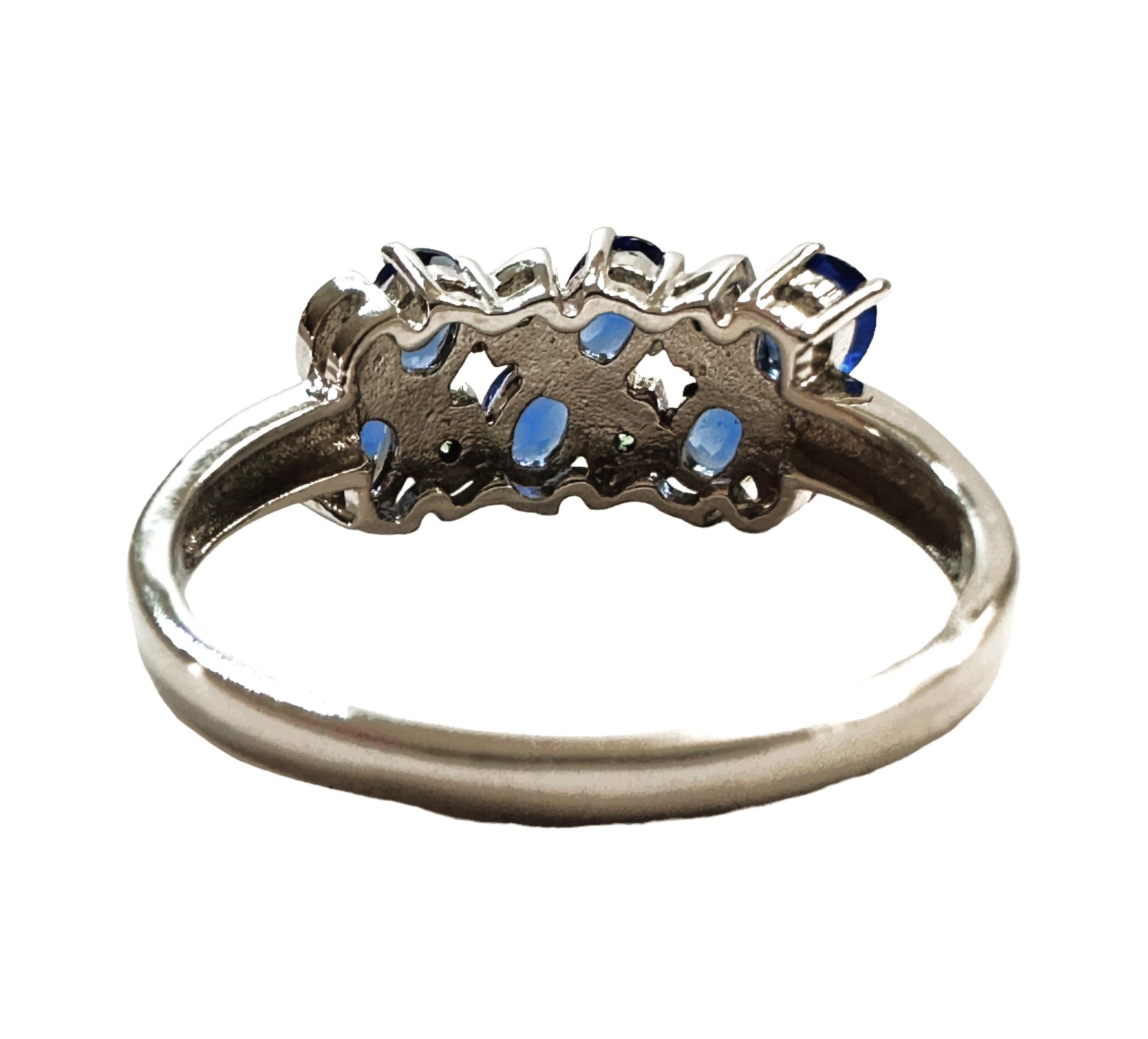 Taglio cuscino Nuovo  Anello in argento con zaffiro blu reale e tsavorite da 1,50 carati dello Sri Lanka