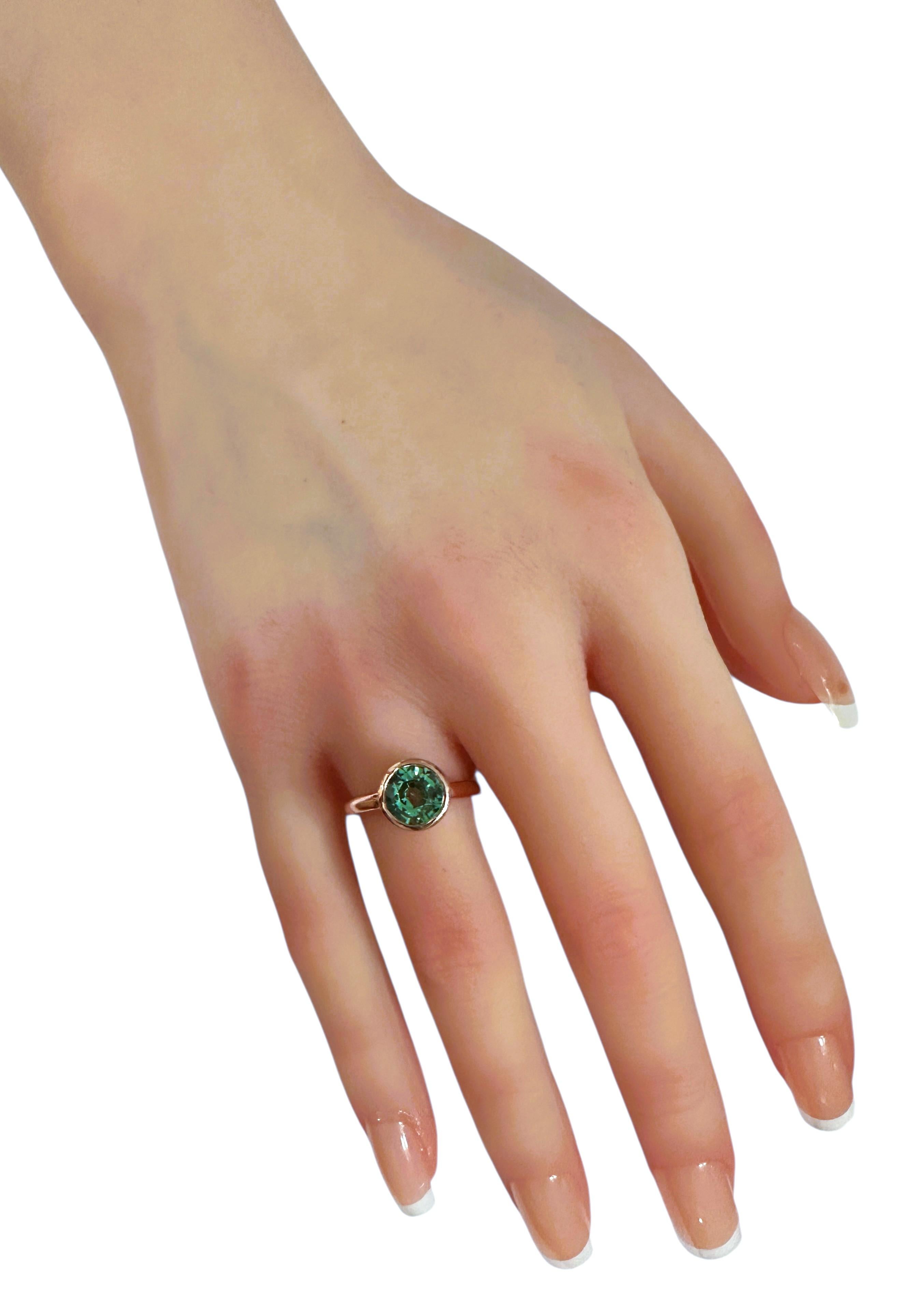 Nuovo anello in oro rosa PL Sterling con zaffiro verde da 3,10 carati dello Sri Lanka in vendita 1