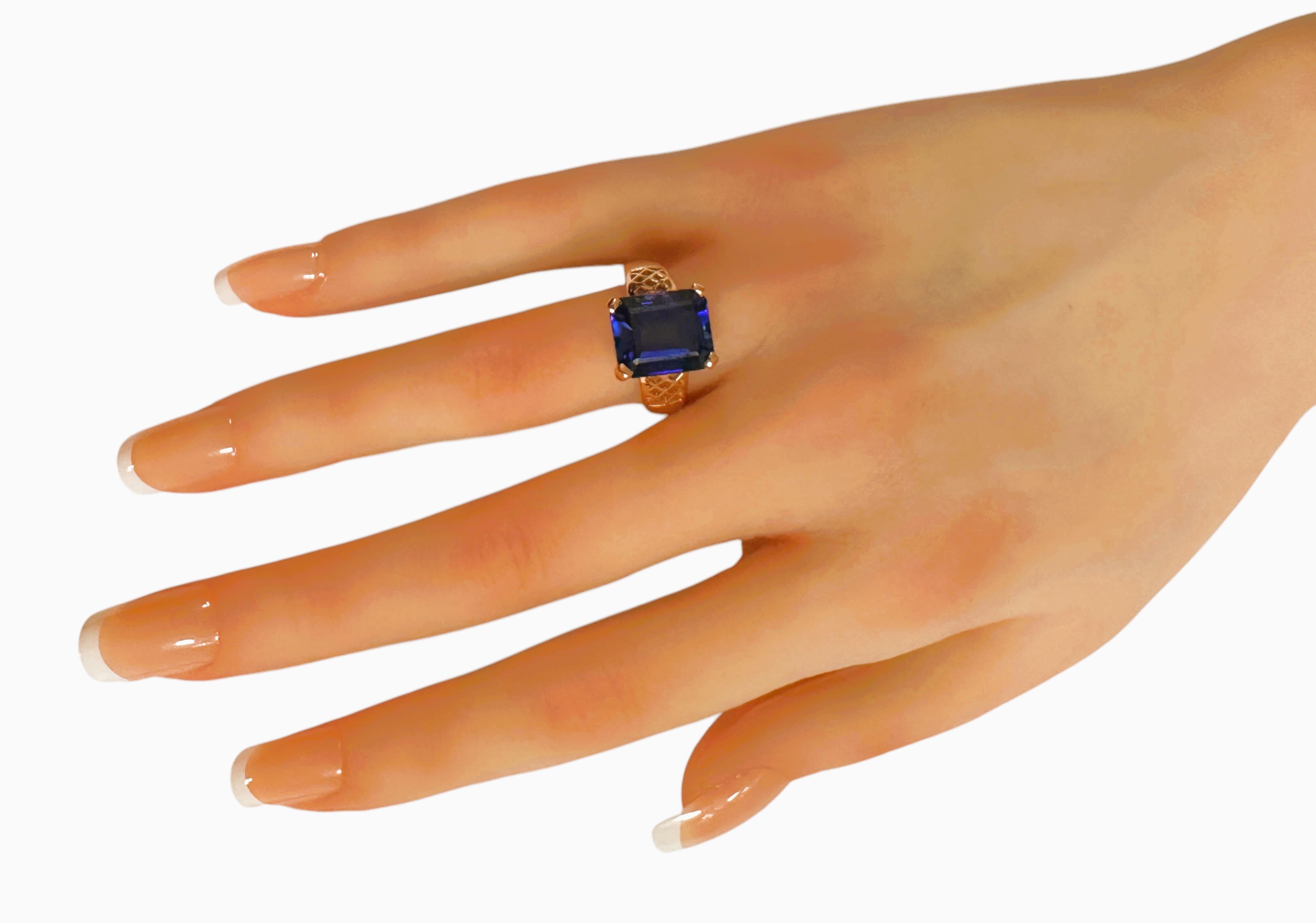 Donna Nuovo anello in argento placcato oro rosa con zaffiro blu da 9,36 carati, misura 6 in vendita