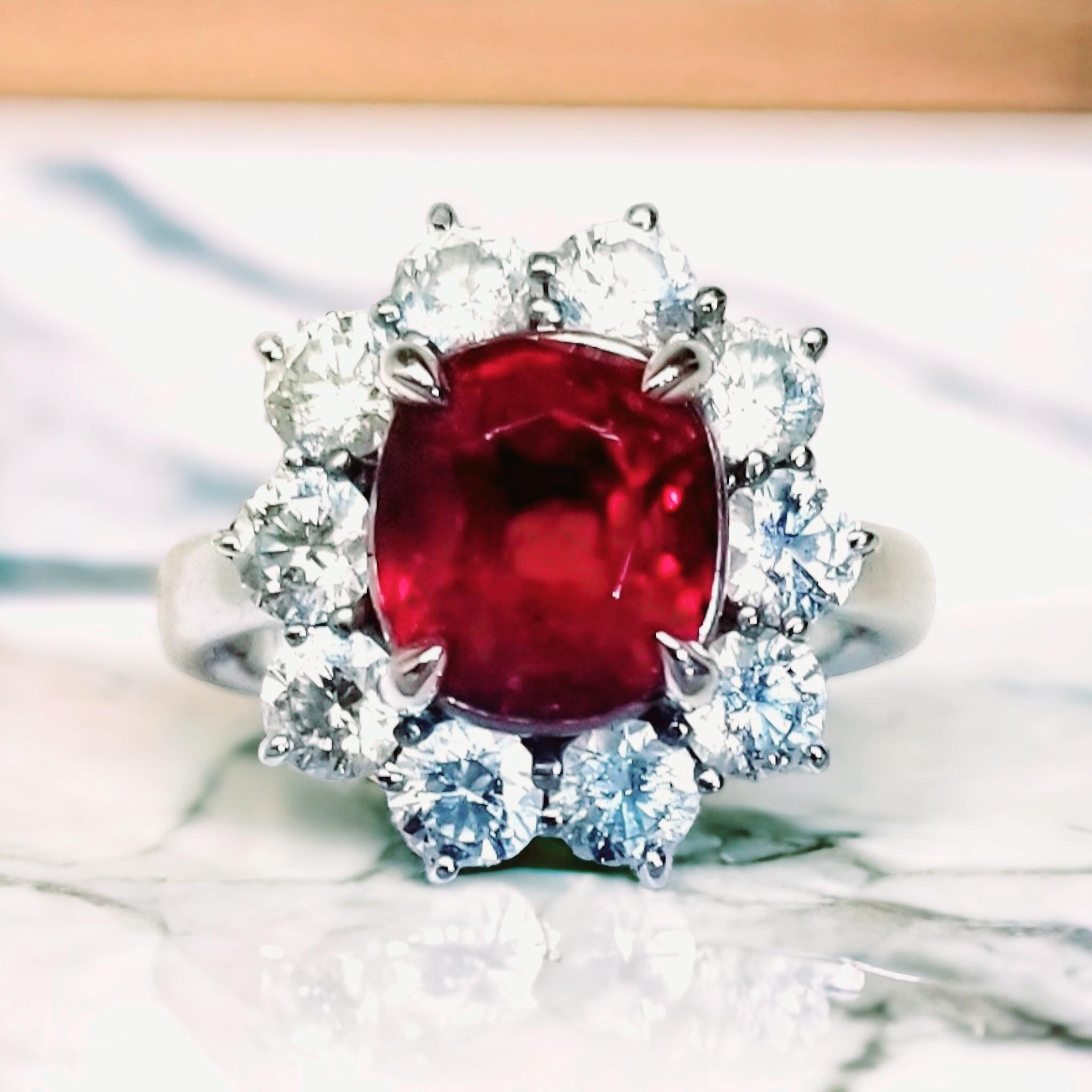 NOUVELLE bague en platine avec diamant rubis de Birmanie Mogok rouge pigeon non chauffé de 4,542 carats en vente 5