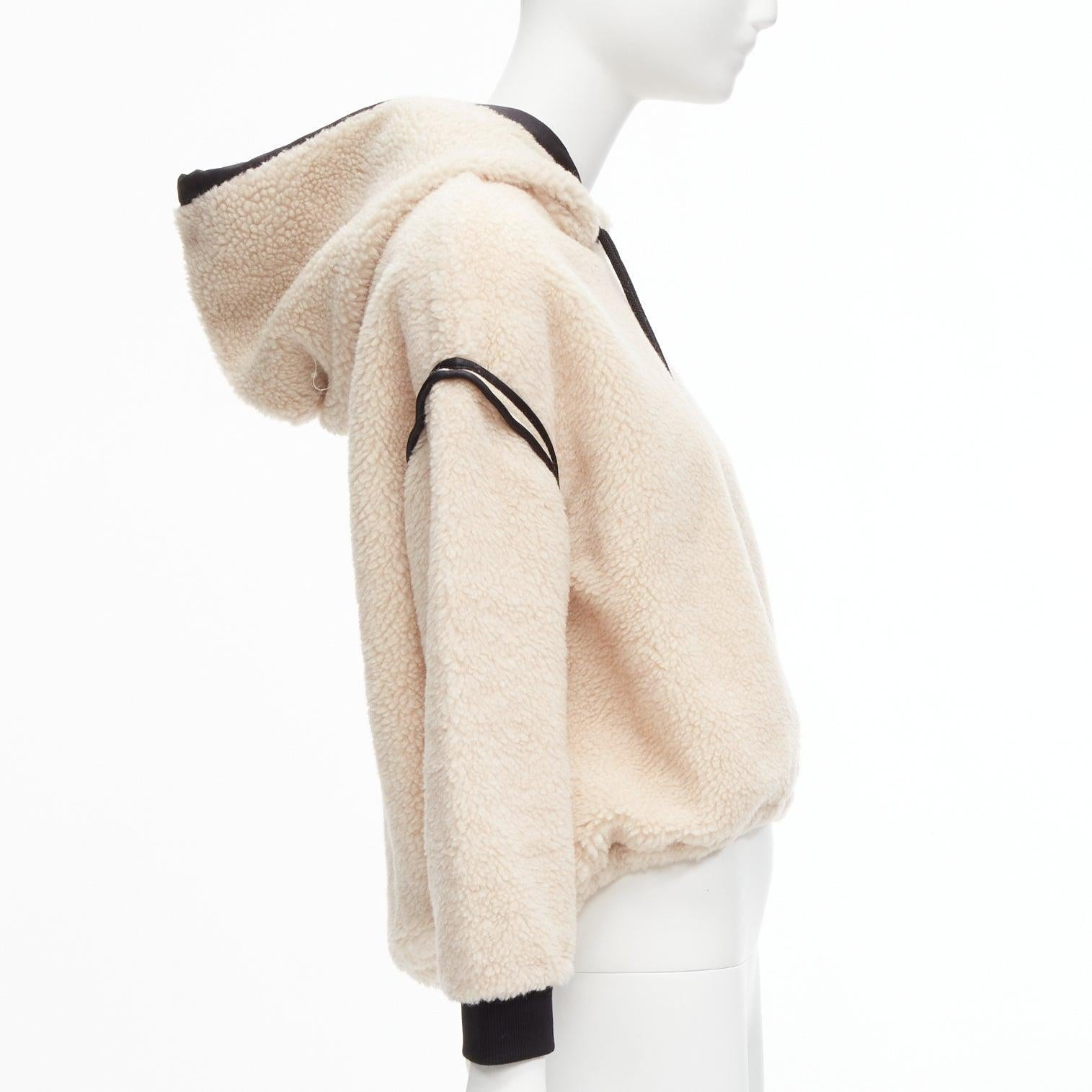 new STELLA MCCARTNEY beige faux fur dropped shoulder cropped hooded pullover In New Condition For Sale In Hong Kong, NT