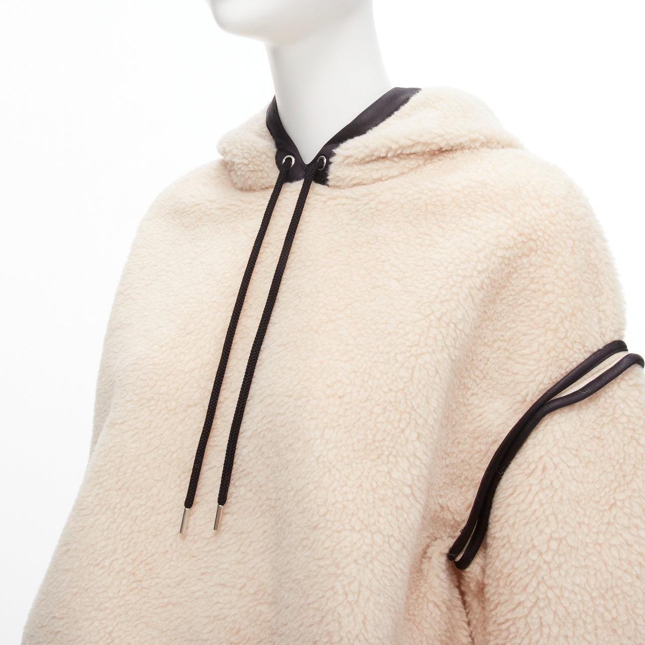 new STELLA MCCARTNEY beige faux fur dropped shoulder cropped hooded pullover For Sale 2