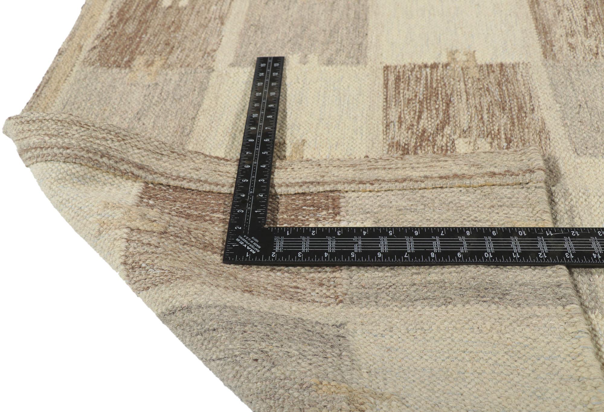 Swedish Inspired Kilim Rug, Scandinavian Modern Meets Sublime Simplicity In New Condition For Sale In Dallas, TX