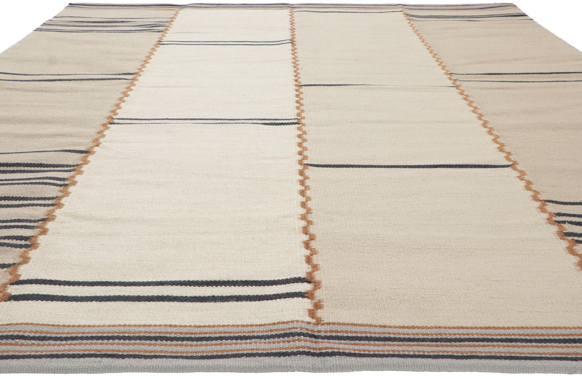 Nueva alfombra kilim de inspiración sueca en tonos tierra, Stege Randmönster Escandinavo moderno en venta