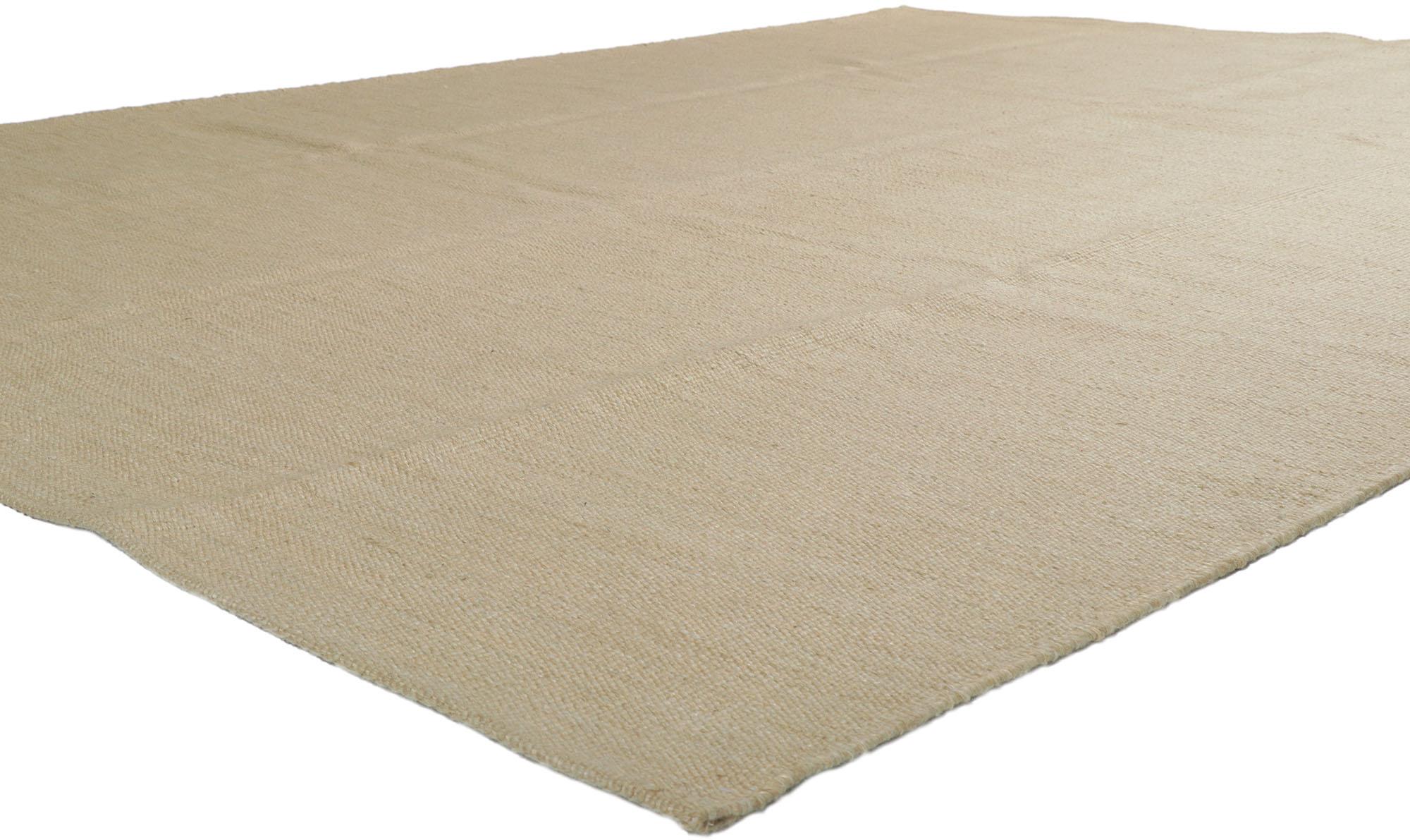 30684 Neuer schwedisch inspirierter Kilim-Teppich mit minimalistischem, skandinavisch modernem Stil 09'04 x 12'00. Mit seinem geometrischen Design und der minimalistischen Hygge-Atmosphäre verkörpert dieser handgewebte schwedische Kilim-Teppich aus
