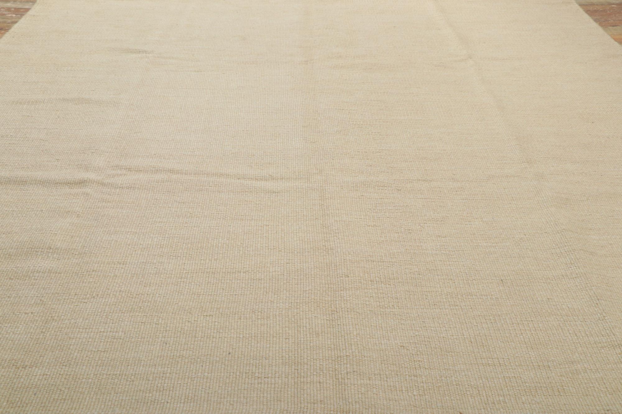 Schwedisch inspirierter Kelim-Teppich mit Rollakan im Japandi-Stil (Indisch) im Angebot