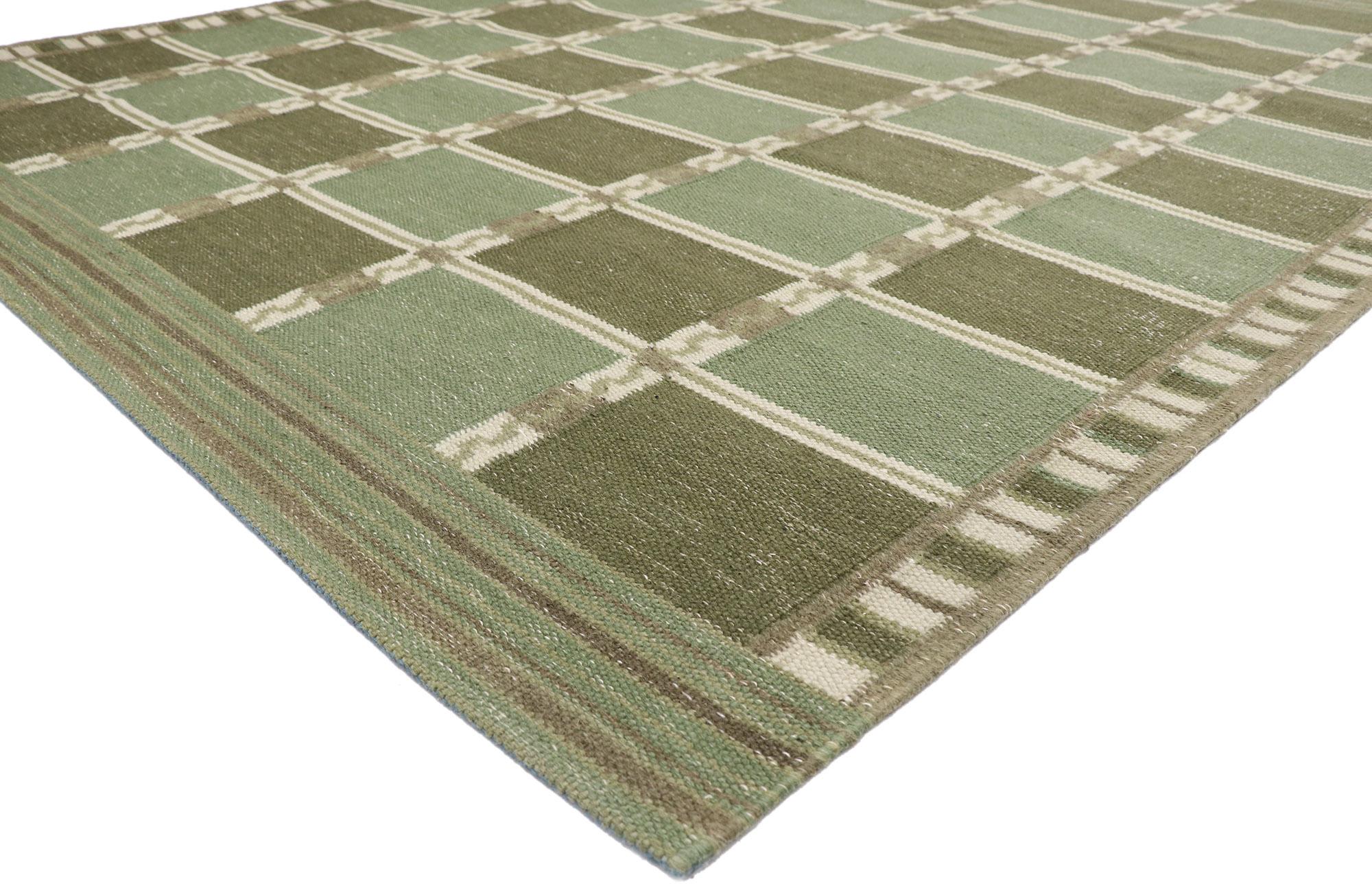 30669, new Swedish Inspired Kilim rug with Scandinavian Modern style. With its simplicity, geometric design and earth-tone colors, this hand-woven wool Swedish Indian Kilim rug provides a feeling of cozy contentment without the clutter. The abrashed