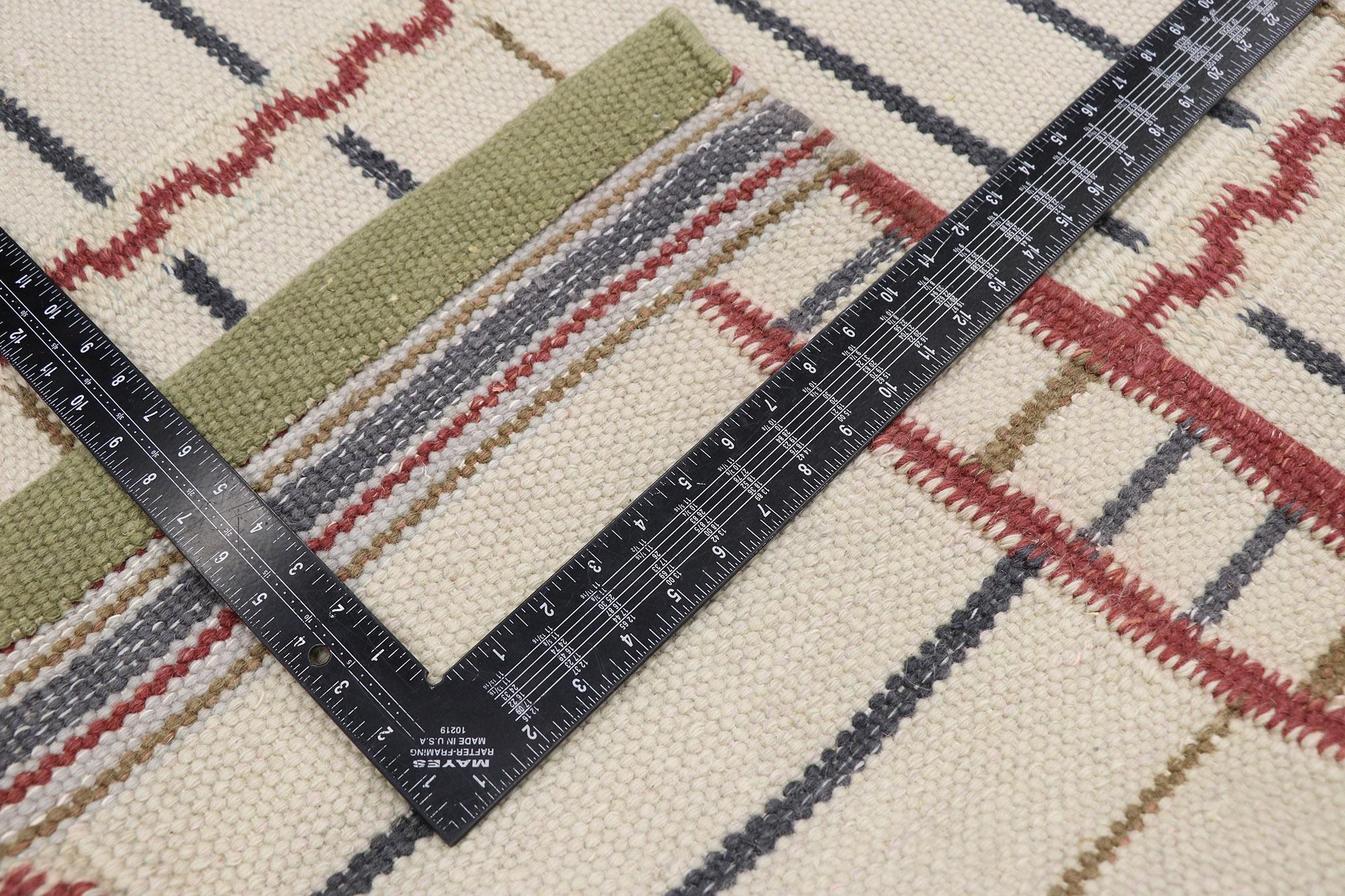 New Swedish Inspired Kilim Rug with Scandinavian Modern Style In New Condition In Dallas, TX