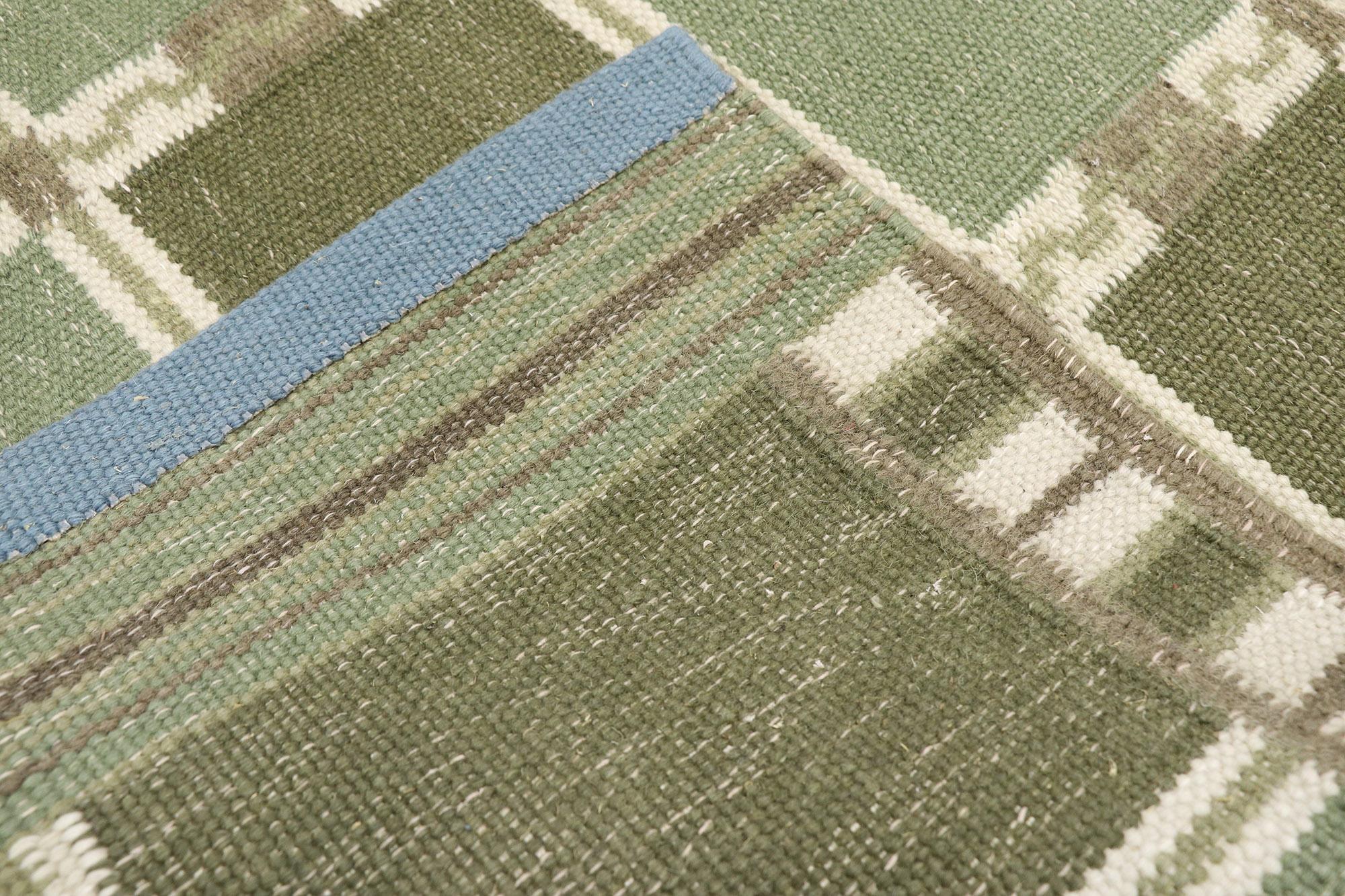 New Swedish Inspired Kilim Rug with Scandinavian Modern Style In New Condition In Dallas, TX