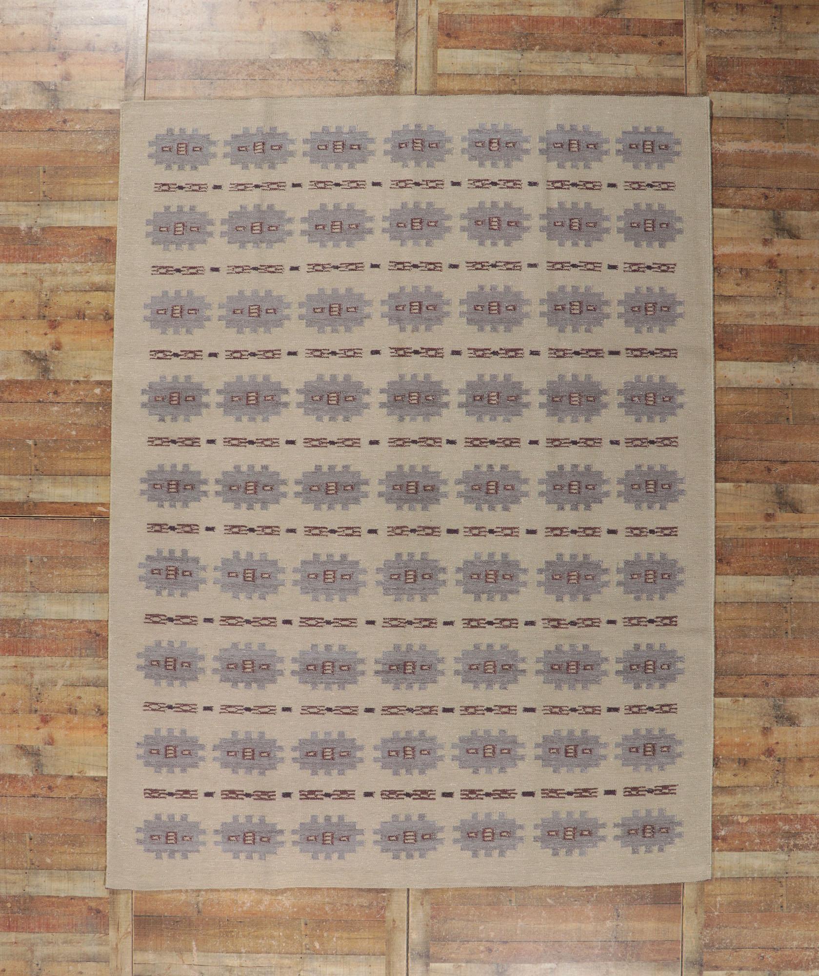 Schwedischer, inspirierter Kelim-Teppich im skandinavischen, modernen Stil (Wolle) im Angebot