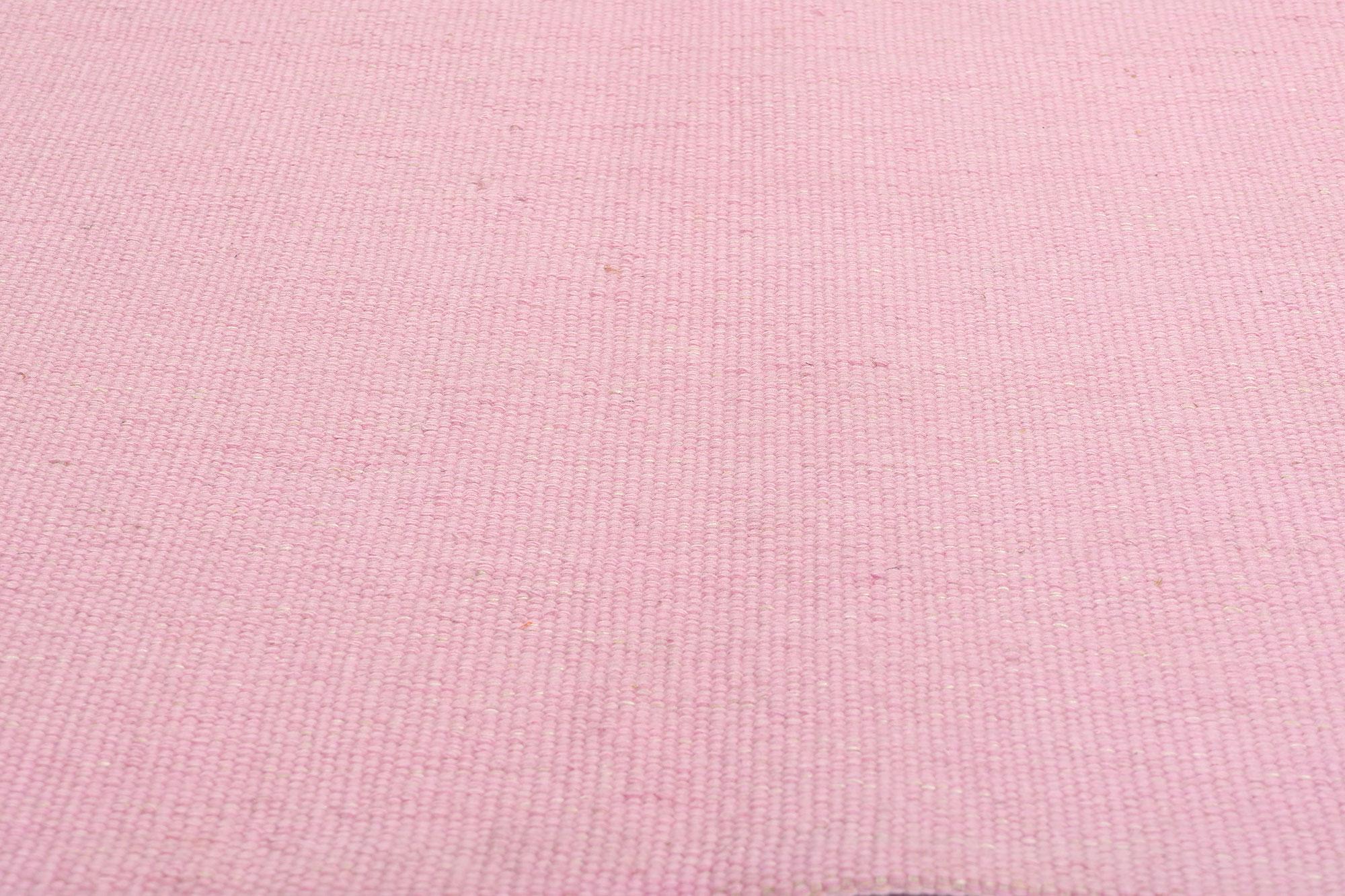 Lana Nuovo Rug & Kilim rosa di ispirazione svedese con stile scandinavo moderno in vendita
