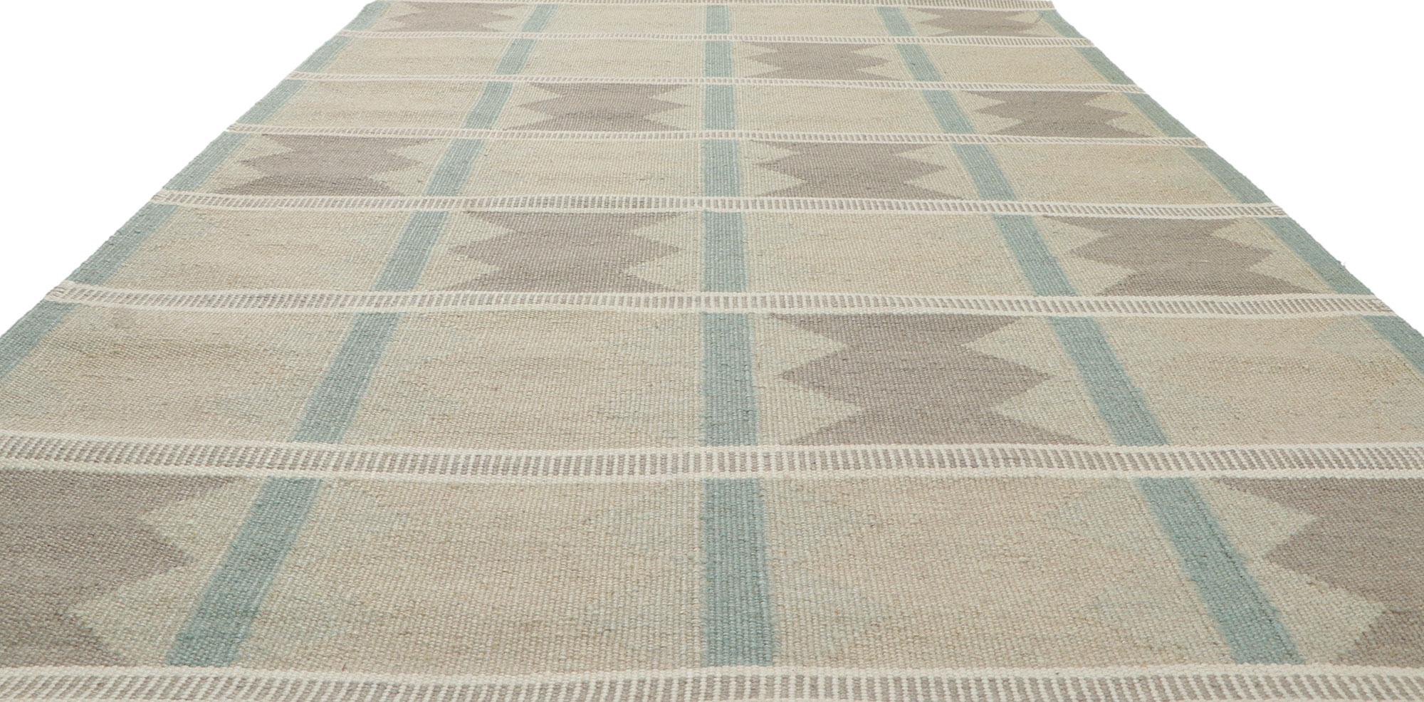 Swedish Inspired Kilim Rug, Scandinavian Modern Meets Sublime Simplicity In New Condition For Sale In Dallas, TX