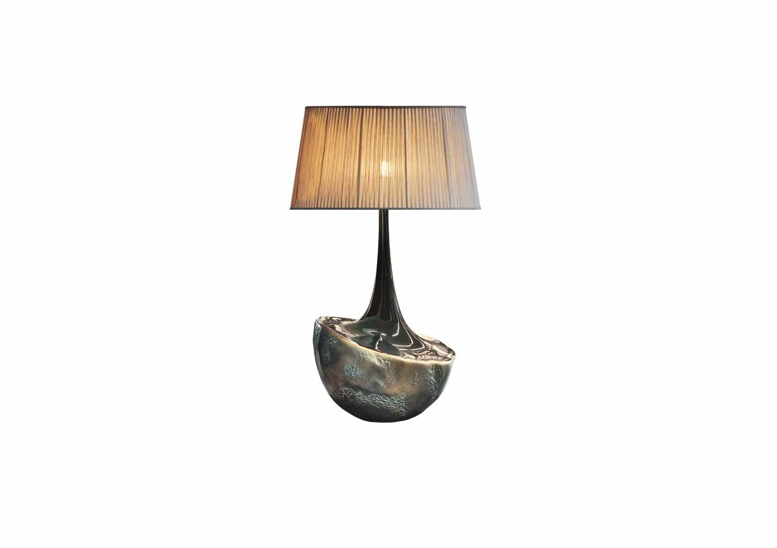 Table lamp

General information
Dimensions (cm): Ø60 x 100
Dimensions (in): Ø23.6 x 39.4
Weight (kg): 9.5
Weight (lbs): 20.9

Materials and colors
Lampshade: Pleated fabric Vitória ref. 