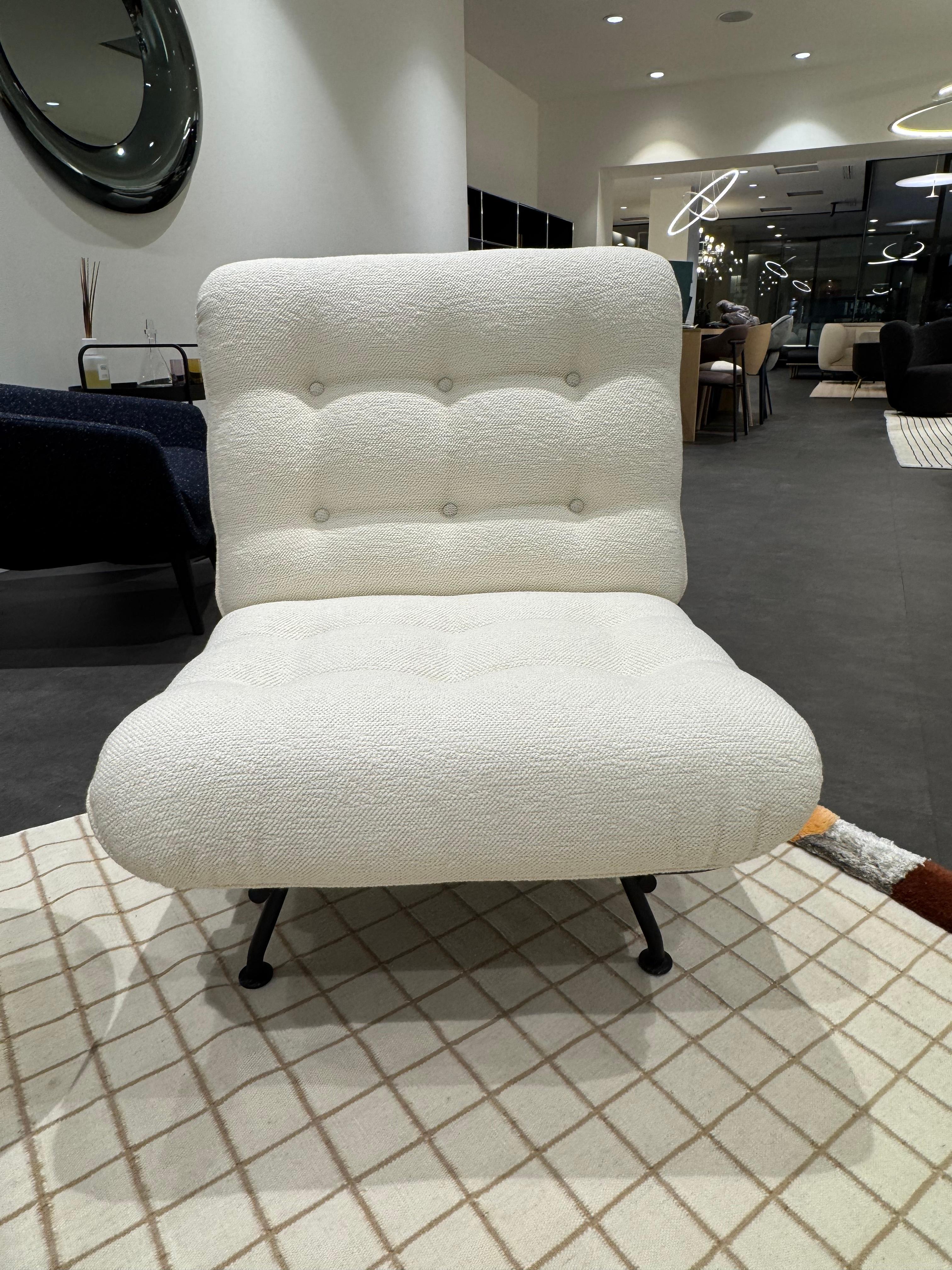 Tessuto NUOVO Tacchini Costela Lounge Chair di Martin Eisler in stock in vendita