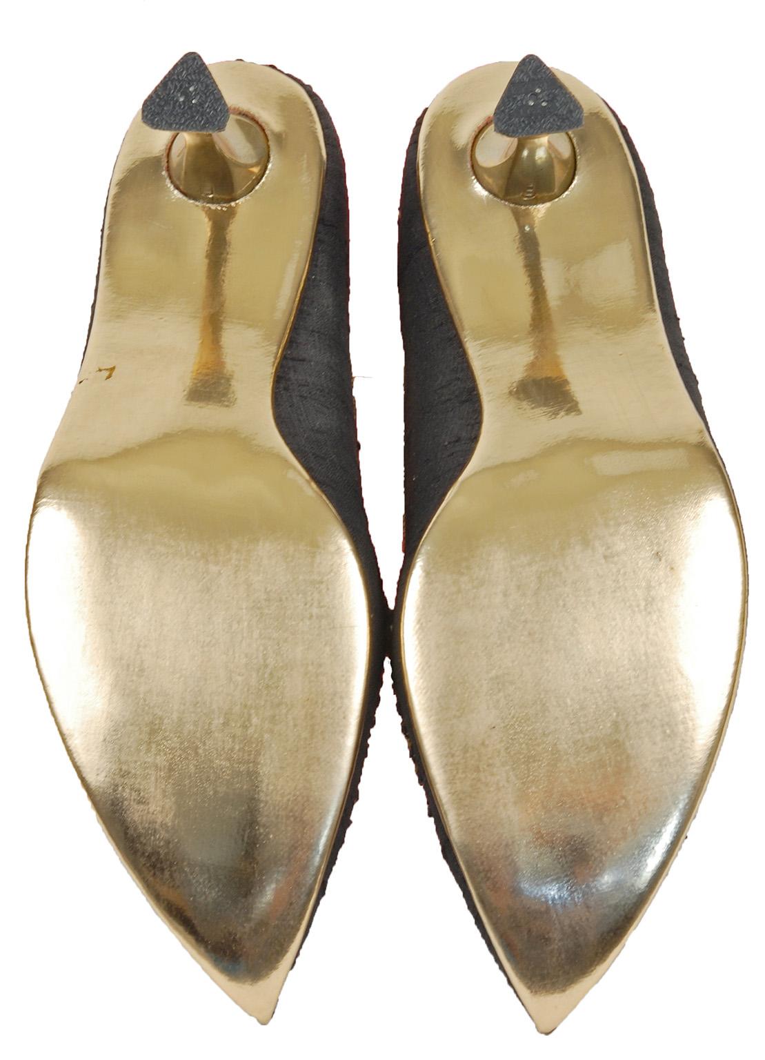 New Taj of India Black Silk Harem Slipper Pump w Pyramid Kitten Heel – 6M, 1960s For Sale 2