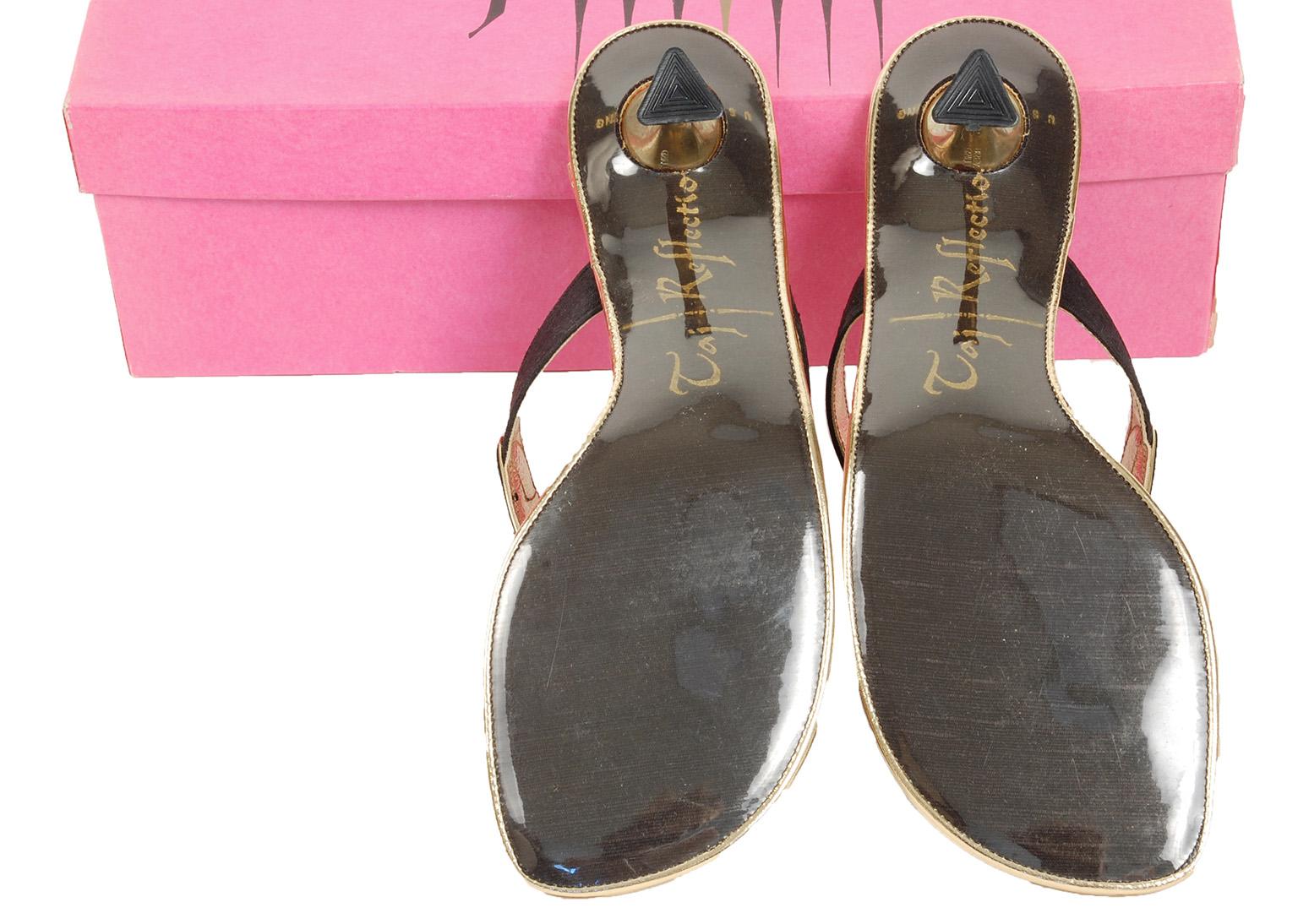 New Taj of India Black Thong Genie Sandal w Pyramid Kitten Heel – 6M, 1960s For Sale 2