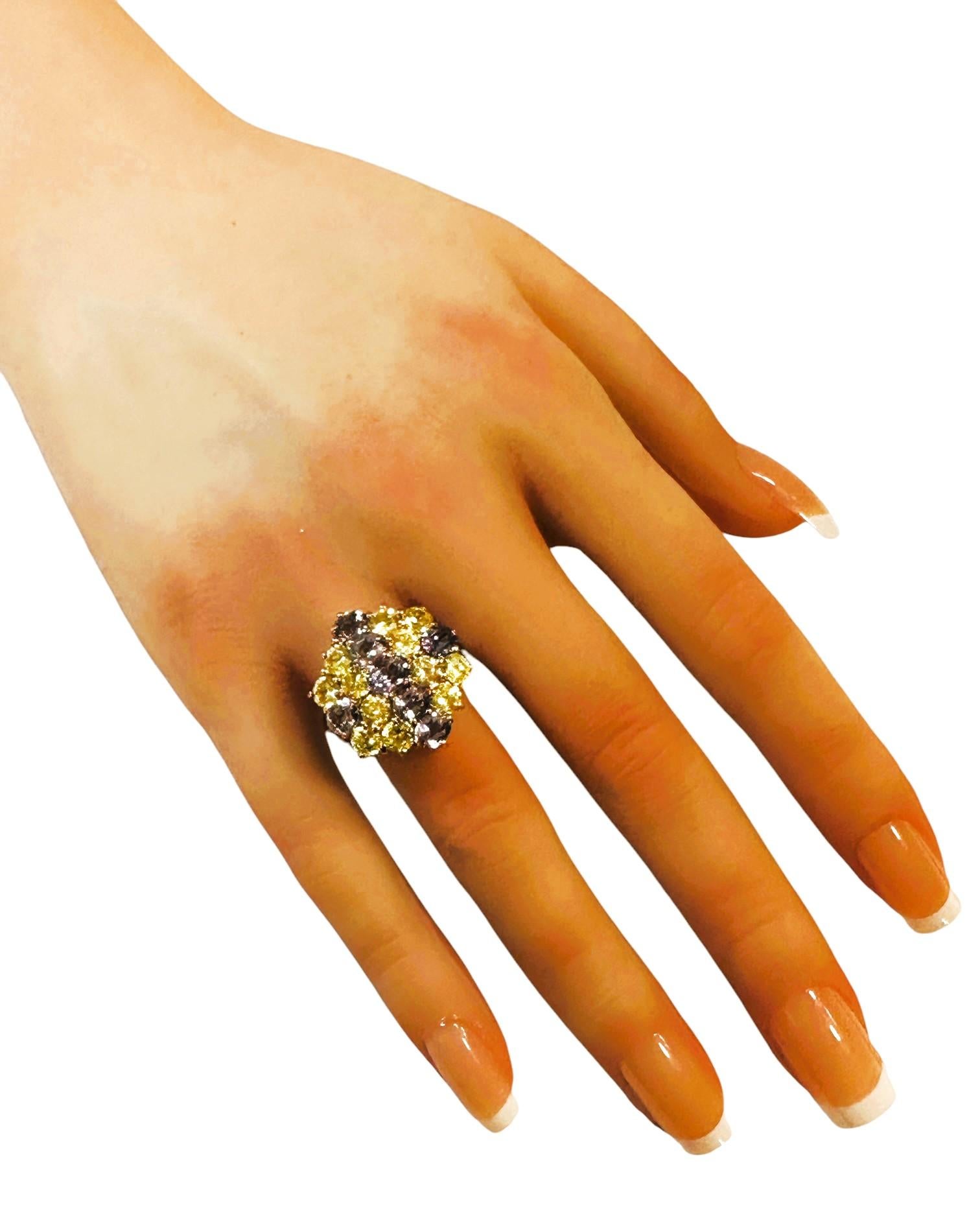 New Tanzania 3,40 Carat Ametrine & Diamond Cut Sapphire R Gold Pl Sterling Ring in vendita 1